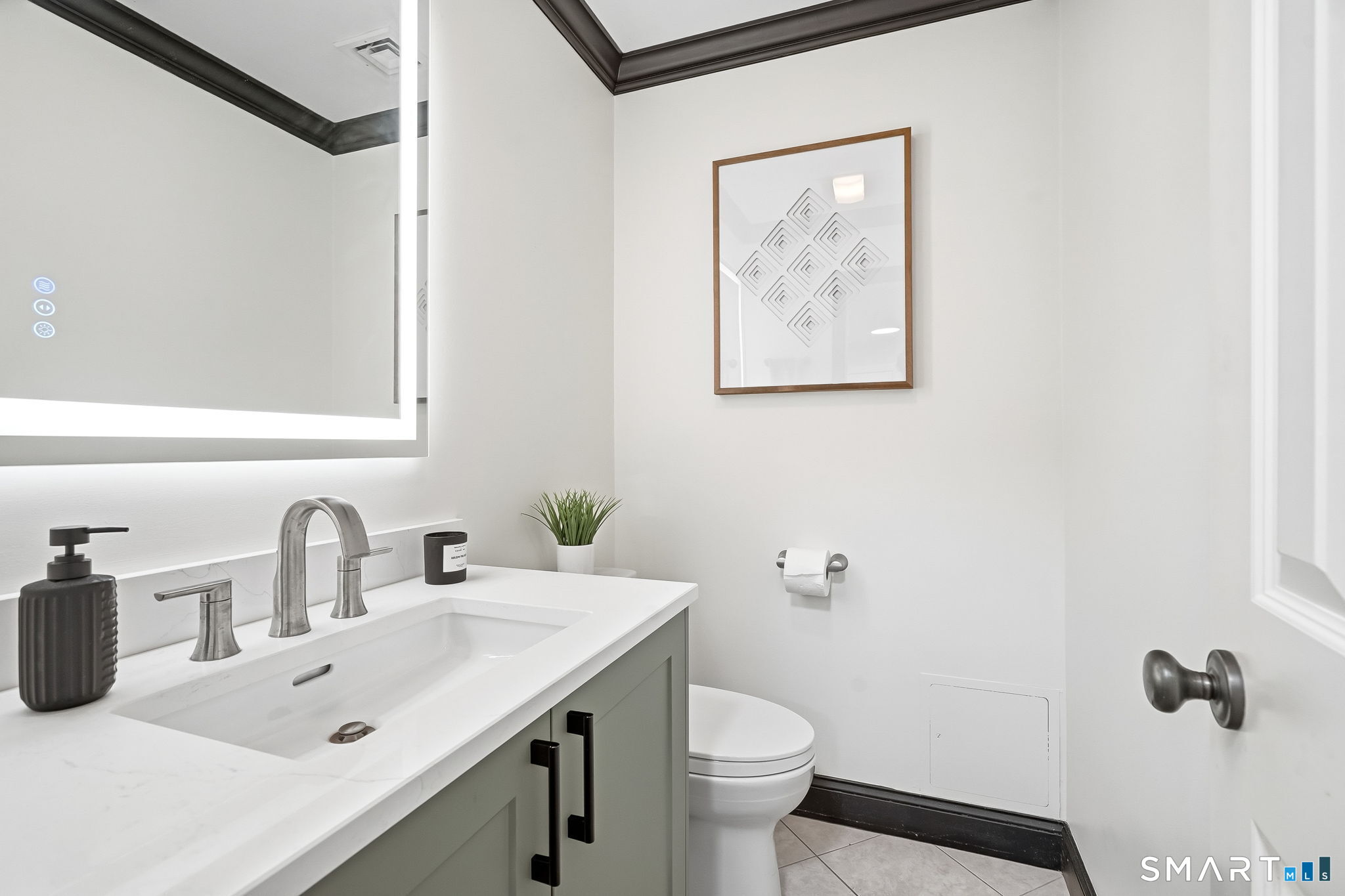 80 Third Avenue Property Photo 24