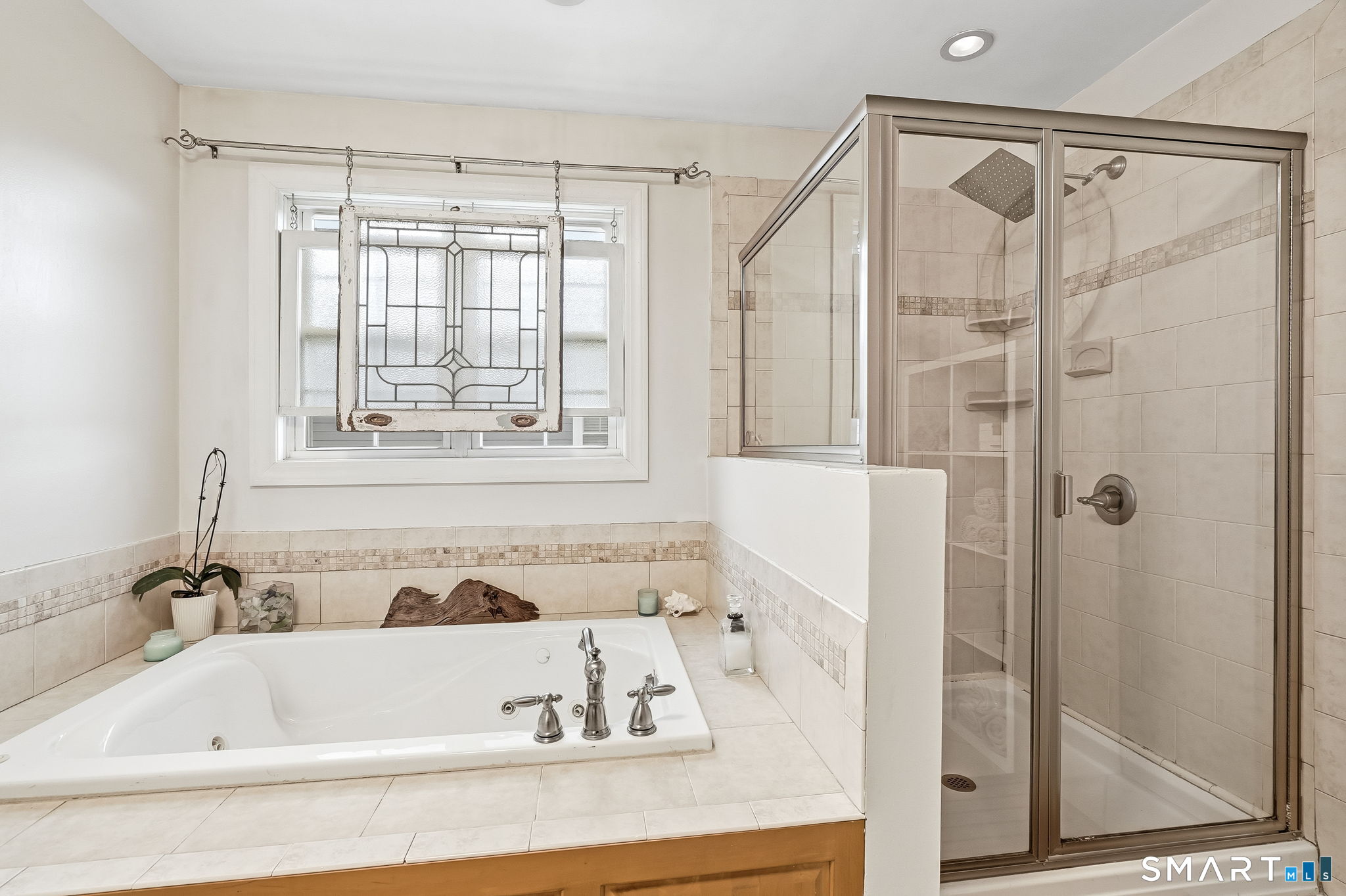 80 Third Avenue Property Photo 32