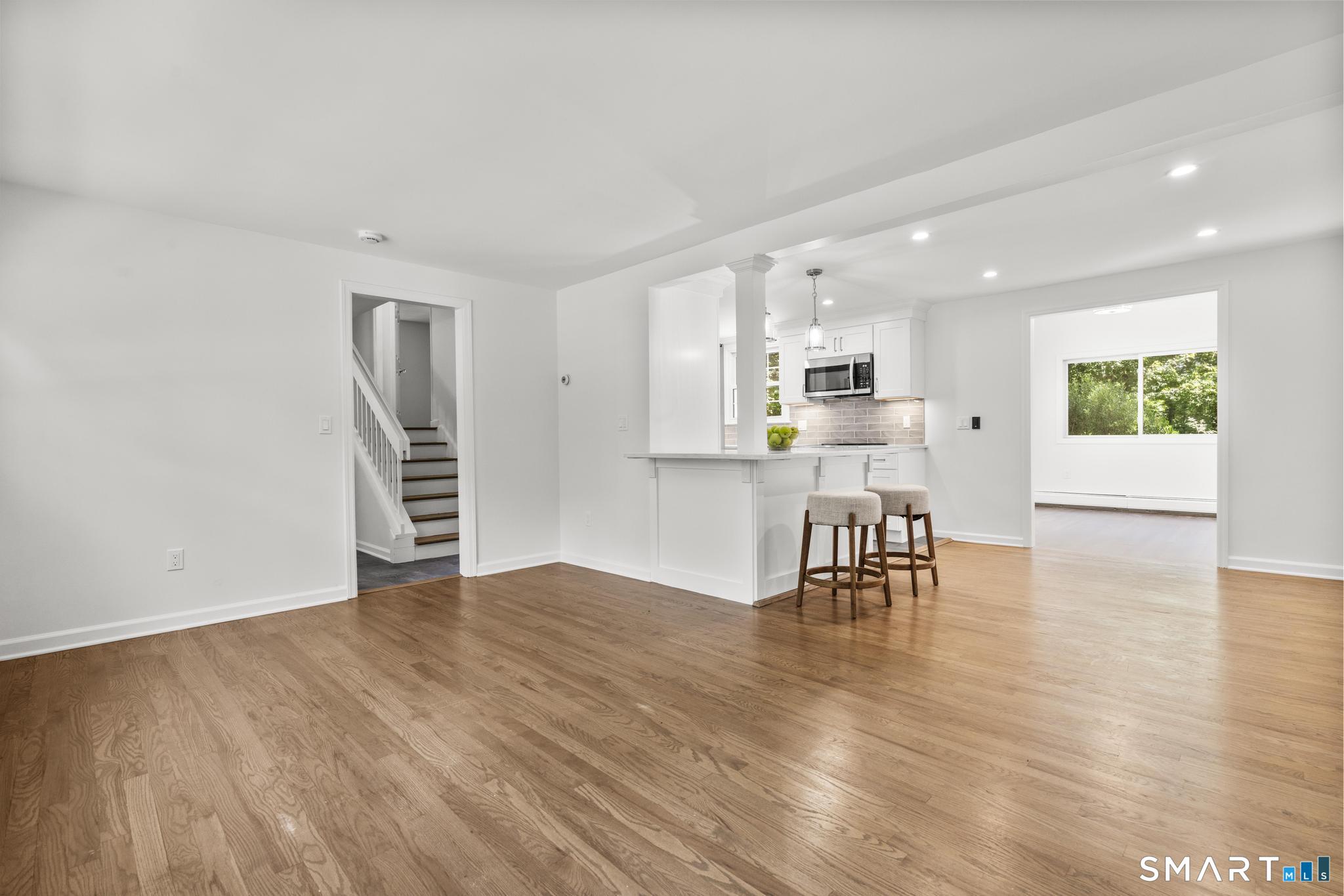 8 Ground Pine Road Property Photo 6