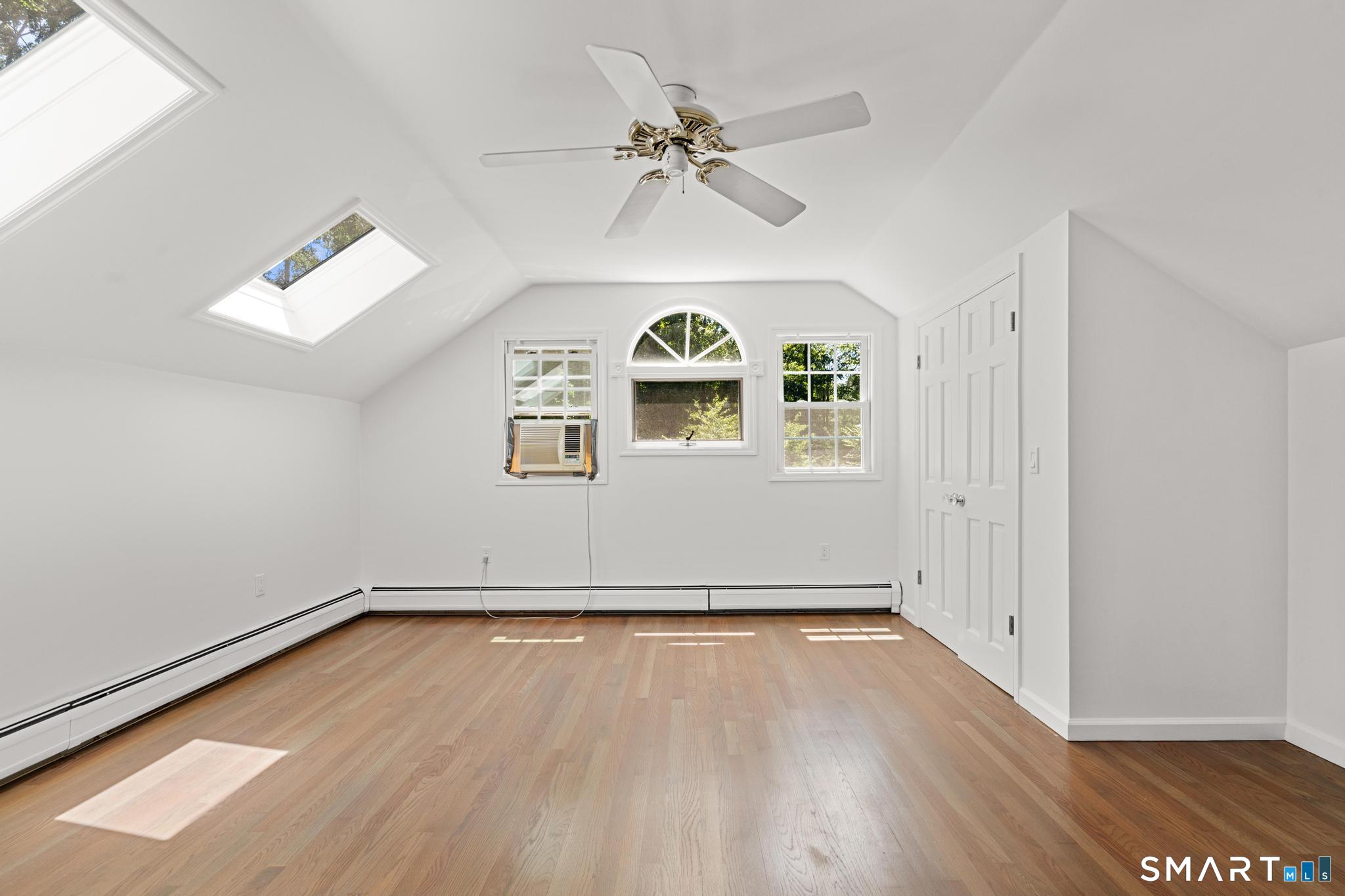 8 Ground Pine Road Property Photo 24