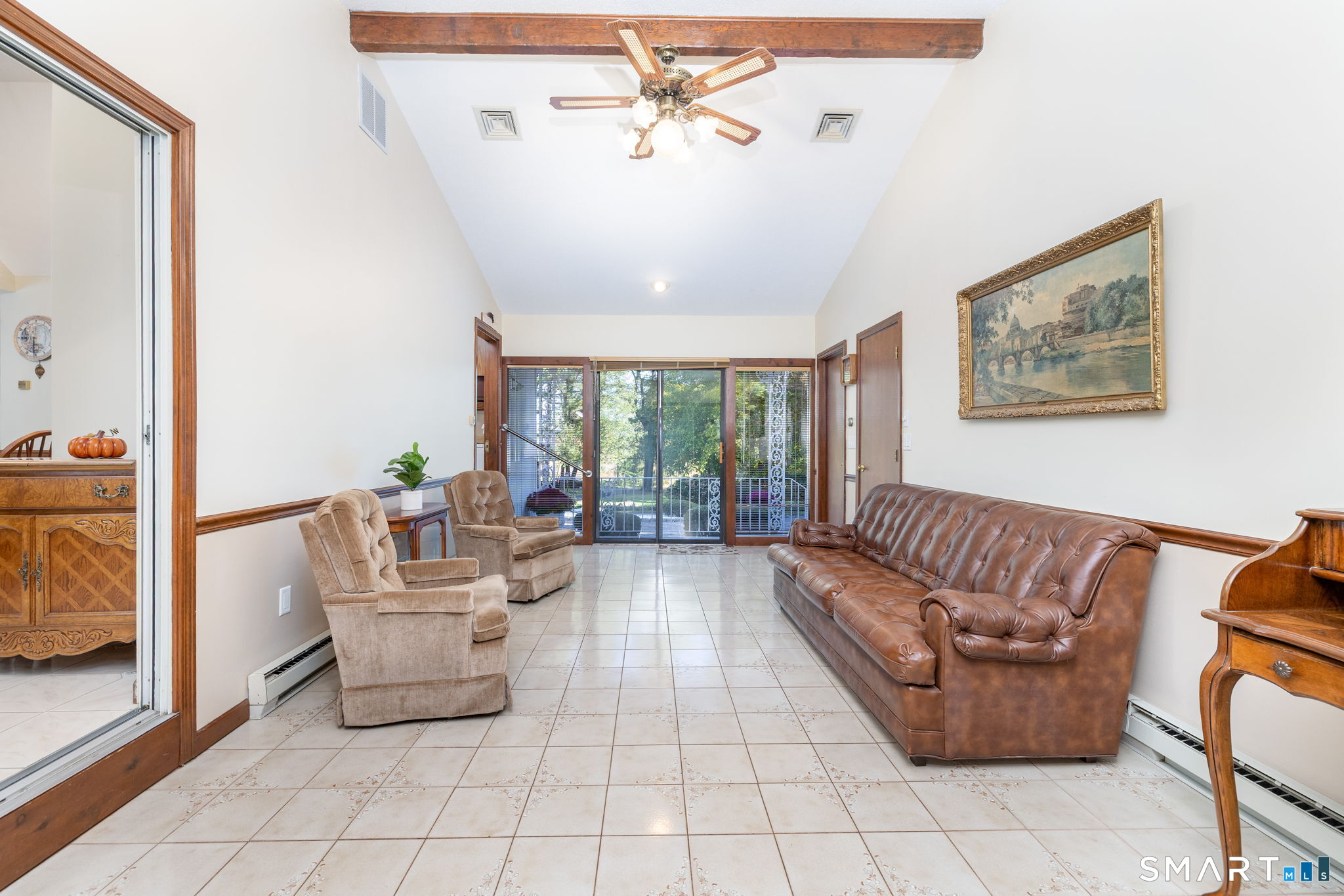 101 Collier Road Property Photo 10