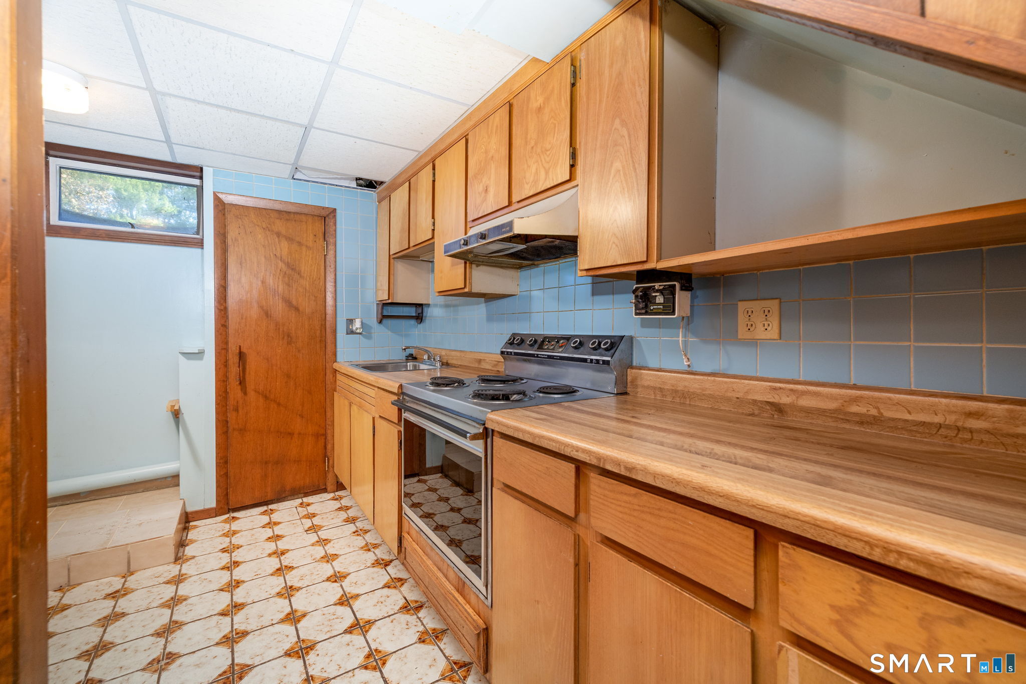 101 Collier Road Property Photo 23