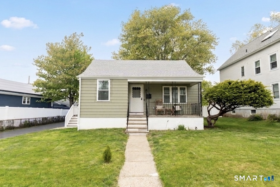 121 Victory Street Property Photo 1
