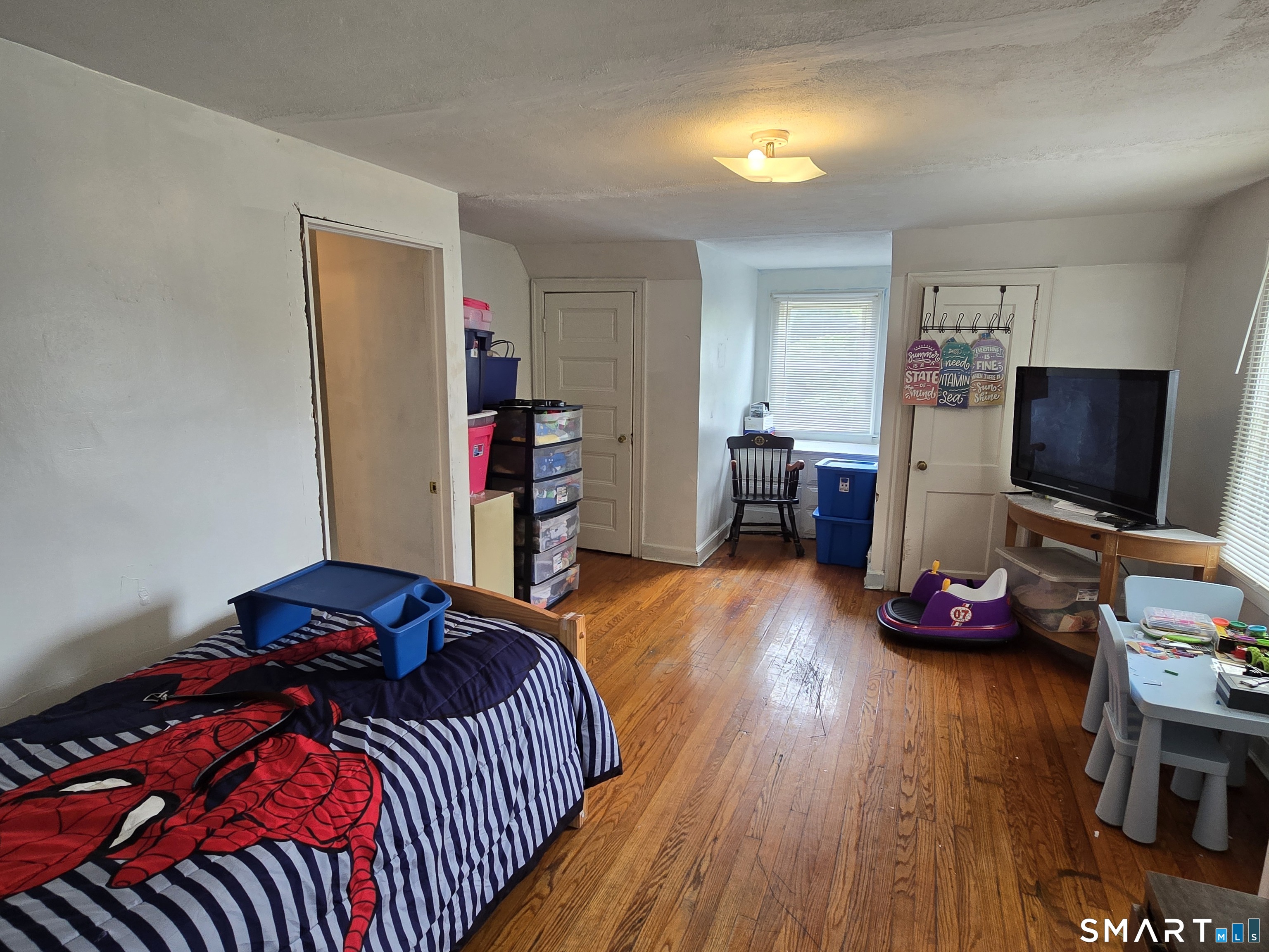 2711 Main Street Property Photo 12