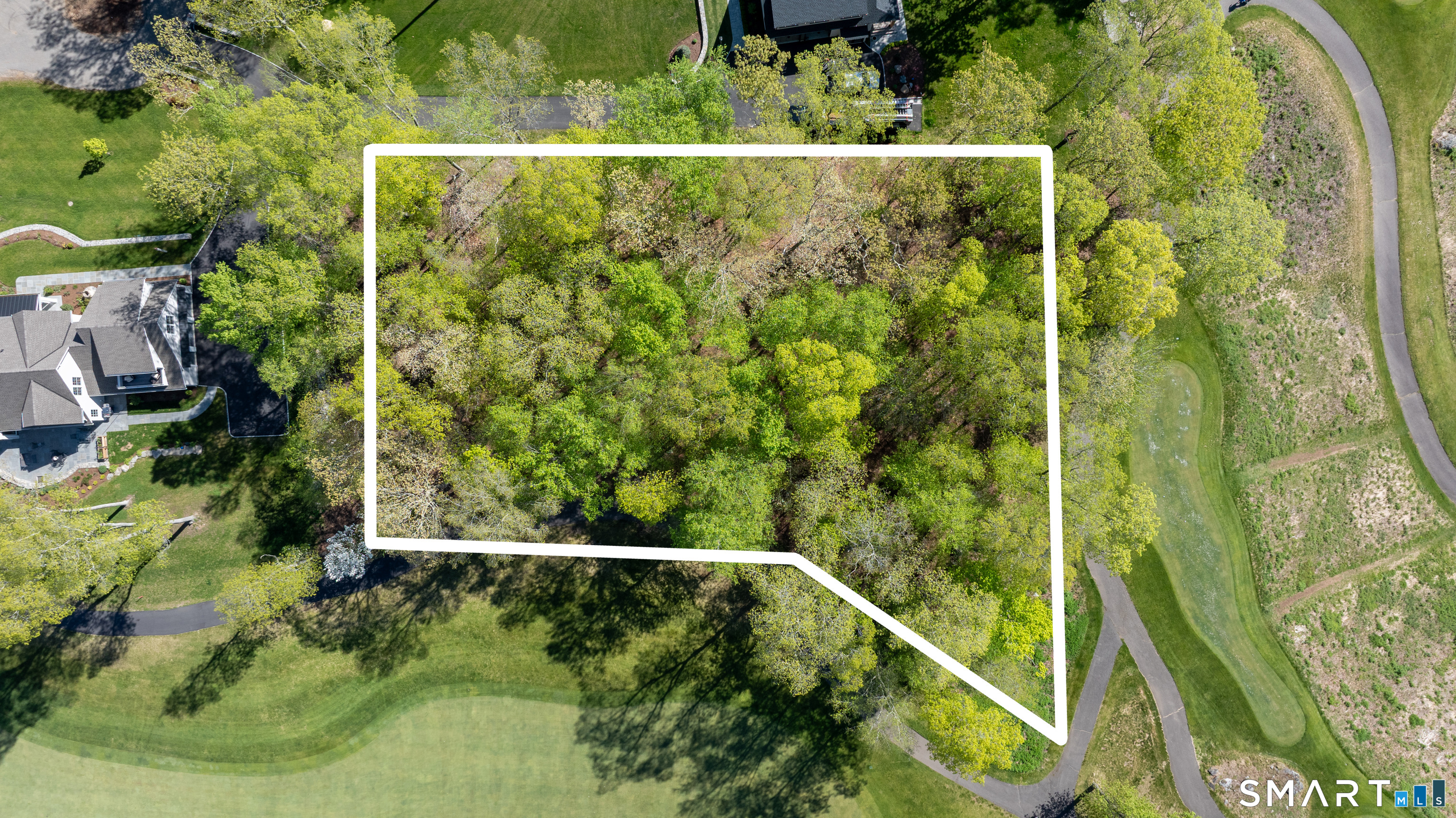 702 Fox Hopyard Road Property Photo 4