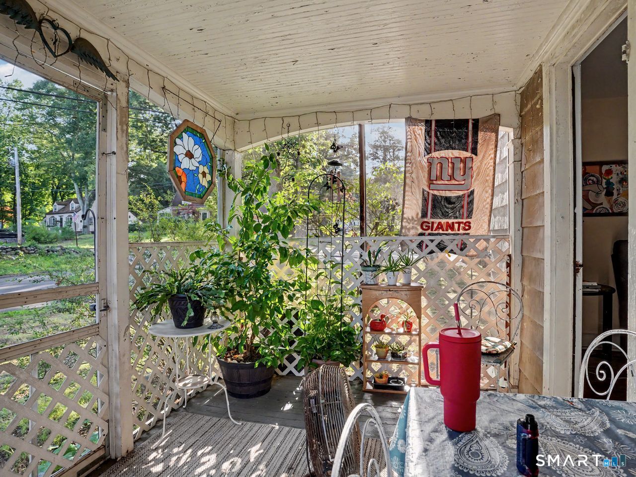 2 Forest North Circle Property Photo 17