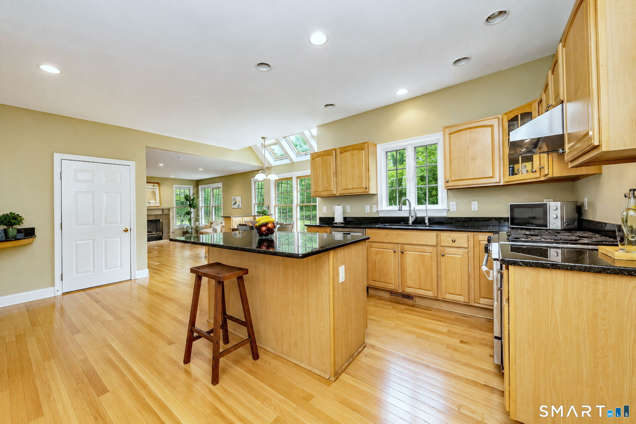 125 Peck Hill Road Property Photo 10
