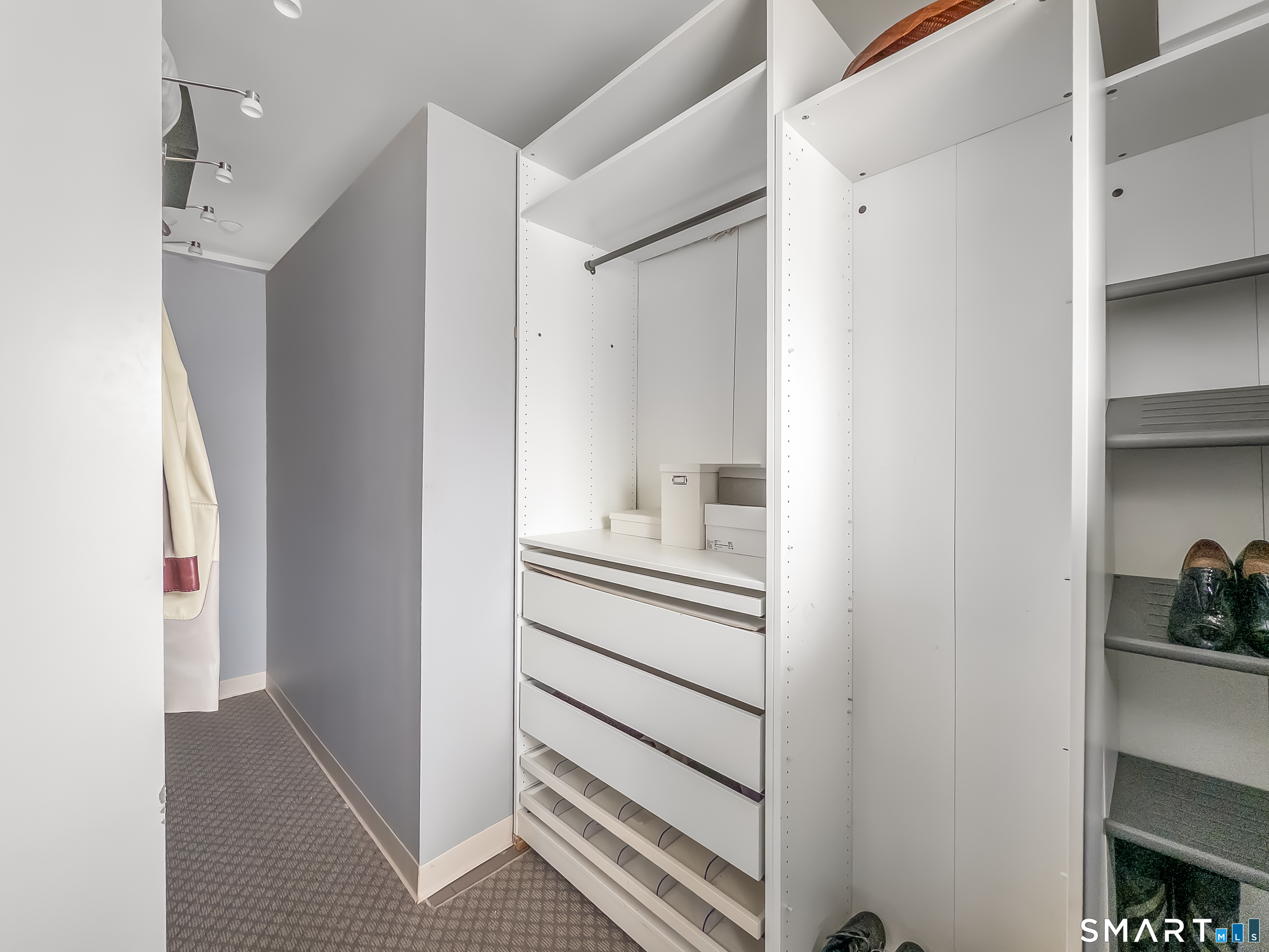 27 Pleasant Street Property Photo 40