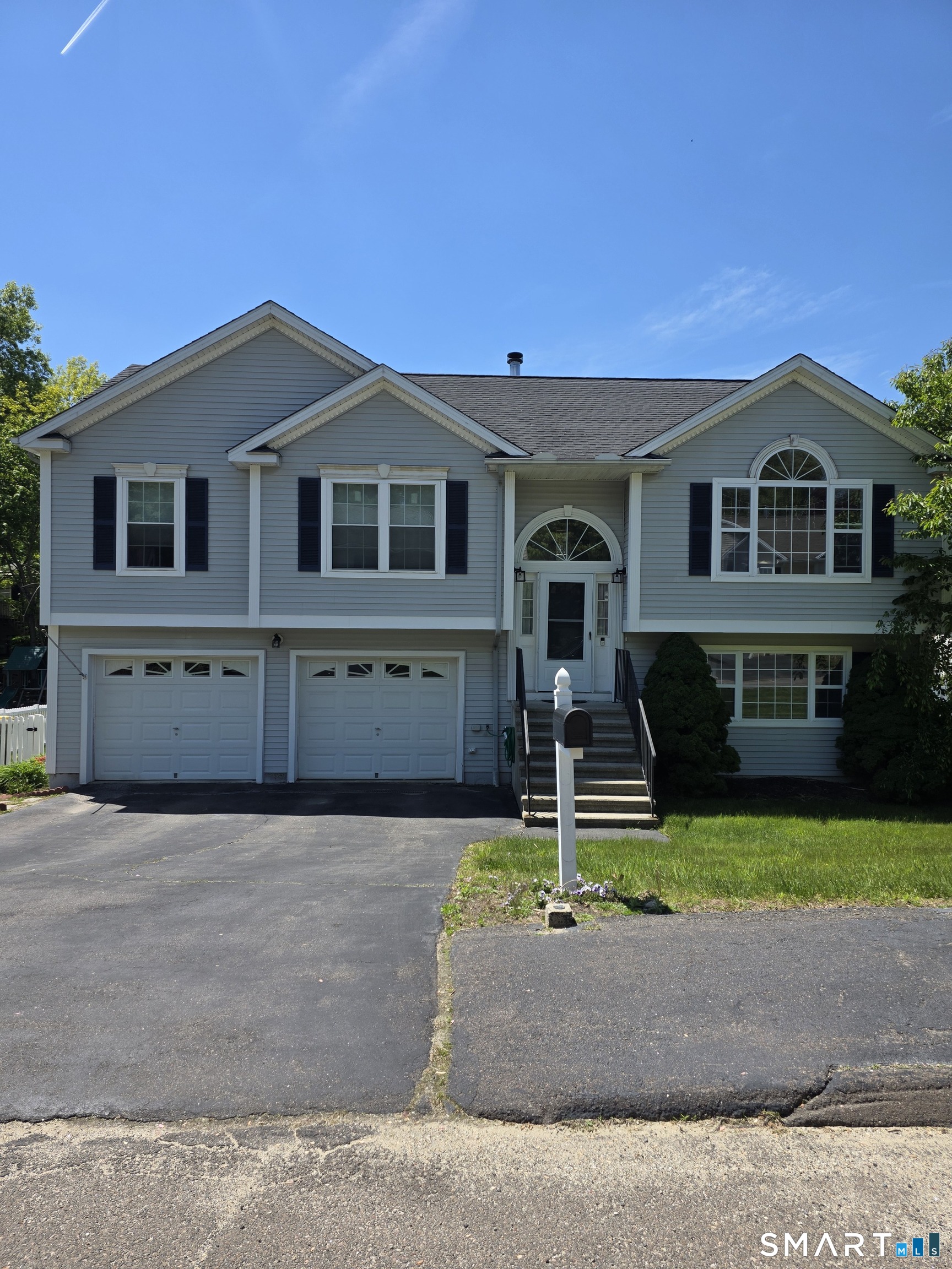 20 Georges Court Property Photo 1