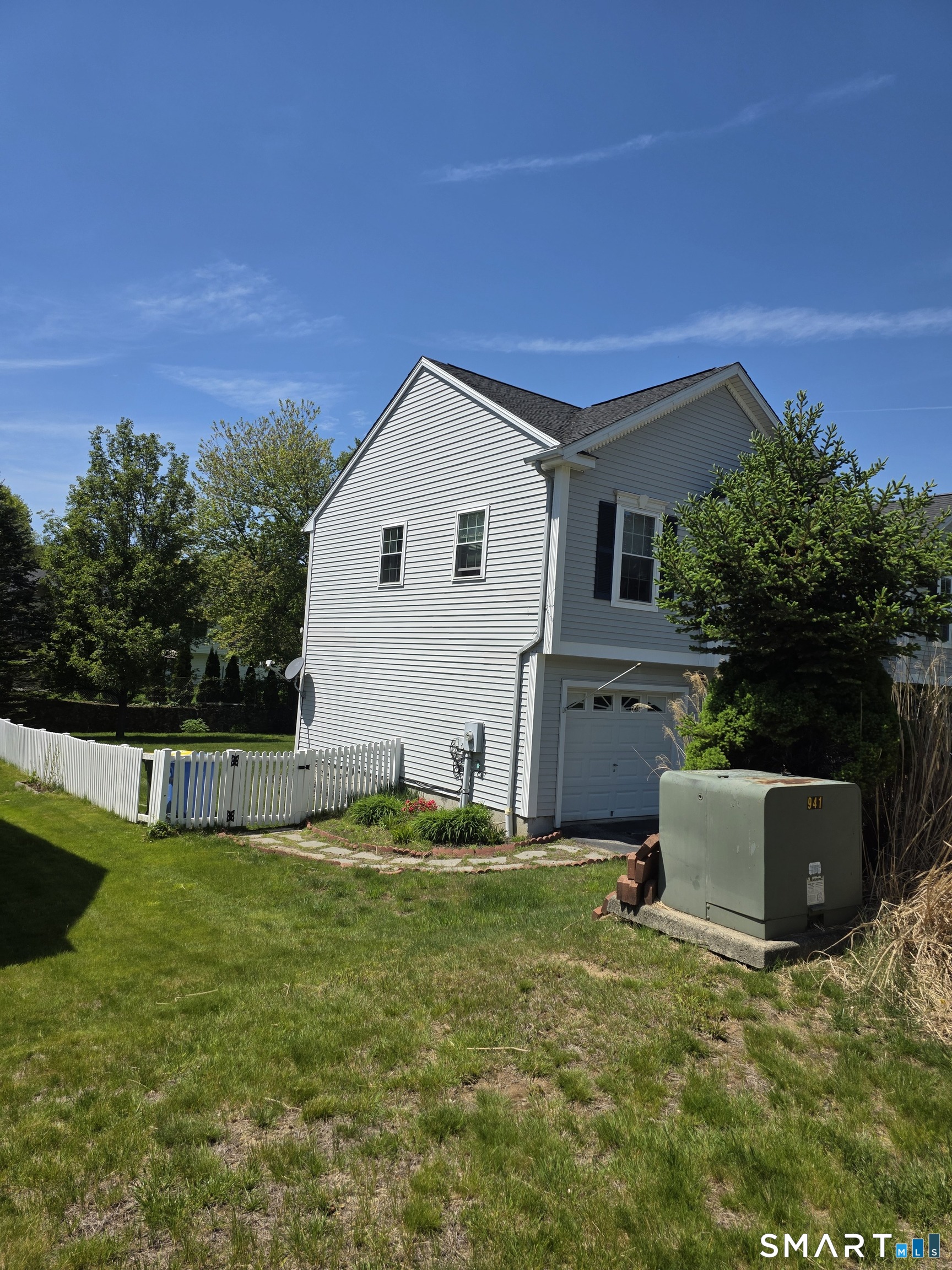 20 Georges Court Property Photo 6