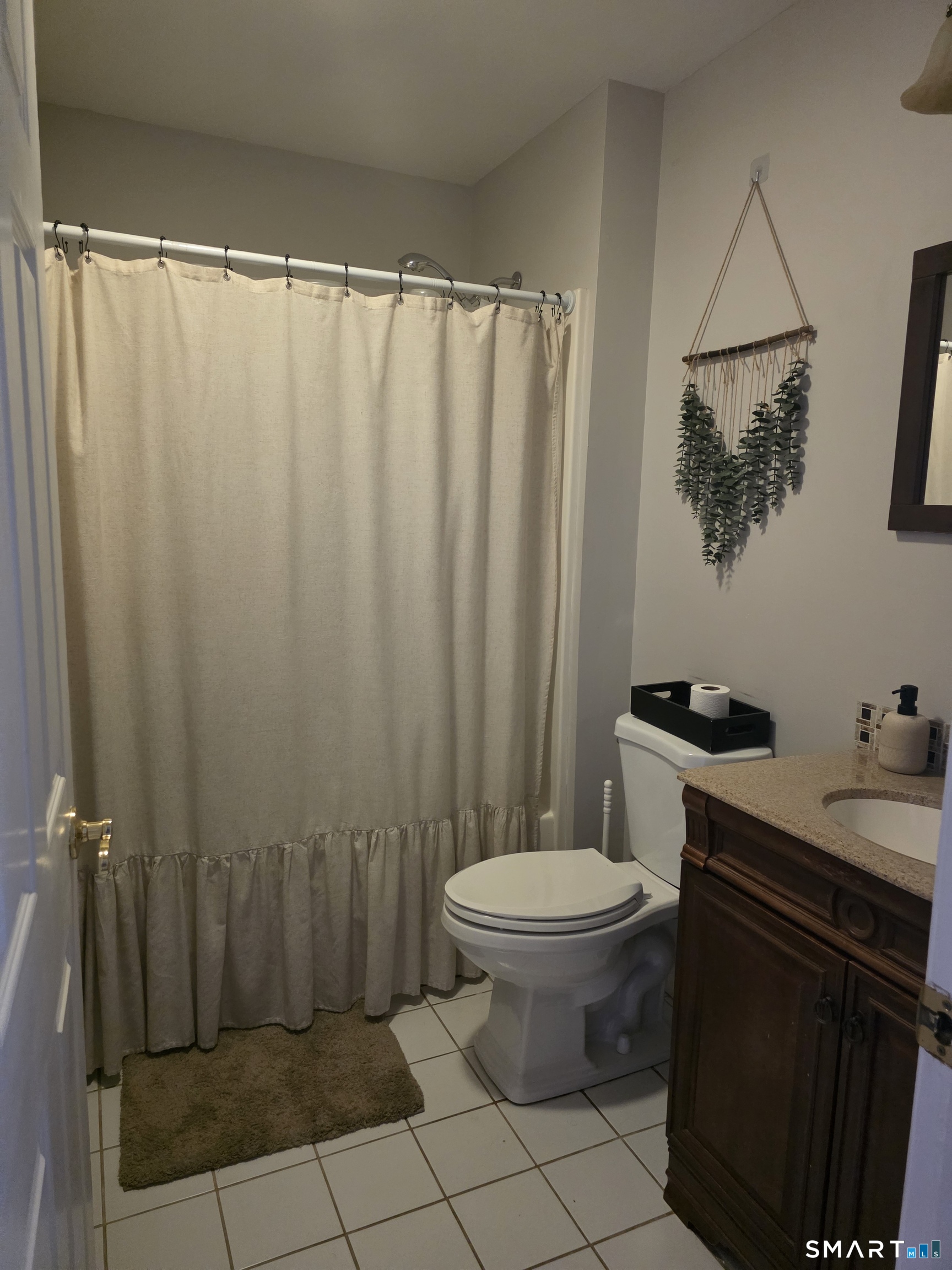 20 Georges Court Property Photo 14
