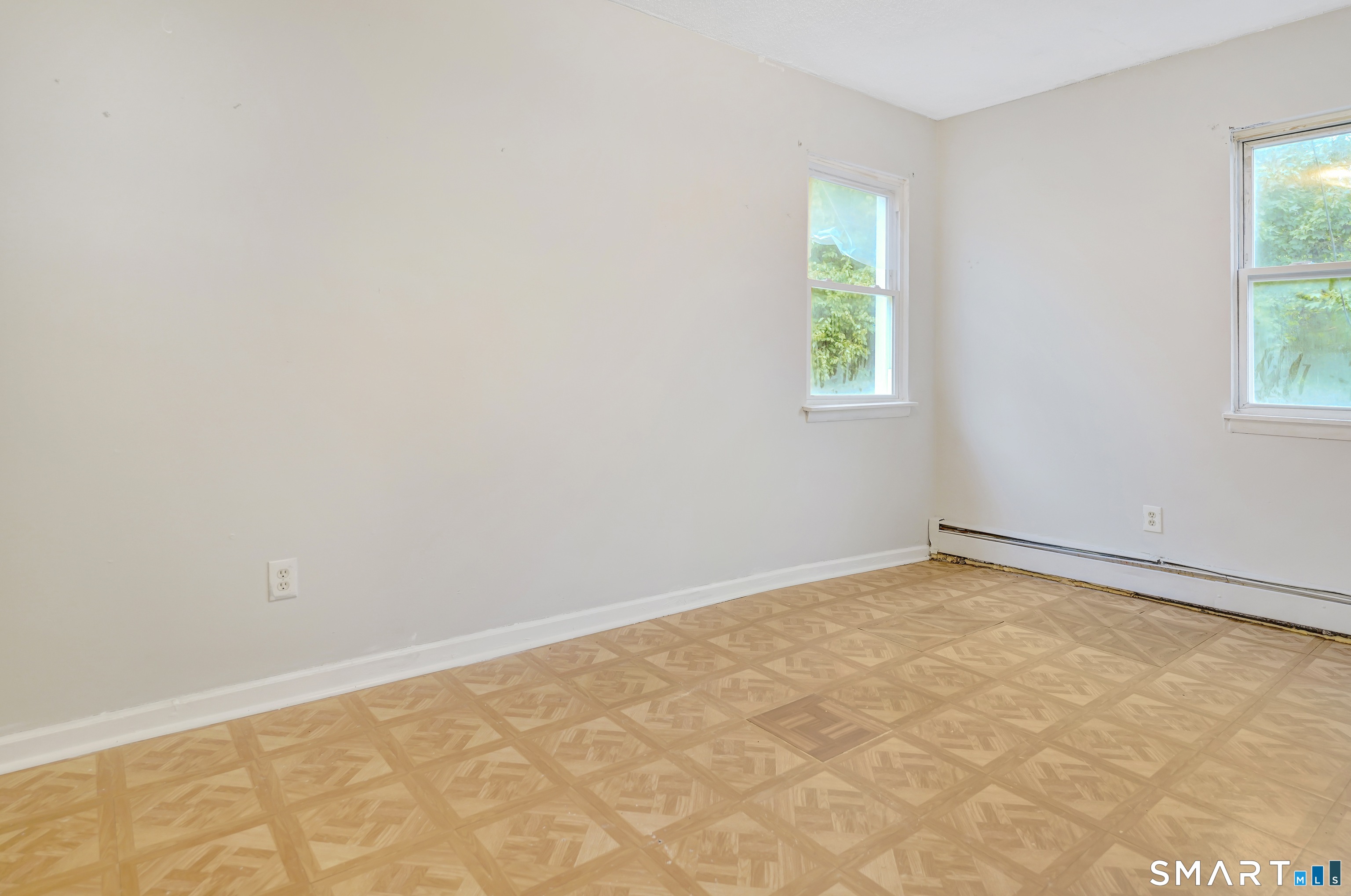 132 Locust 6 Street Property Photo 4