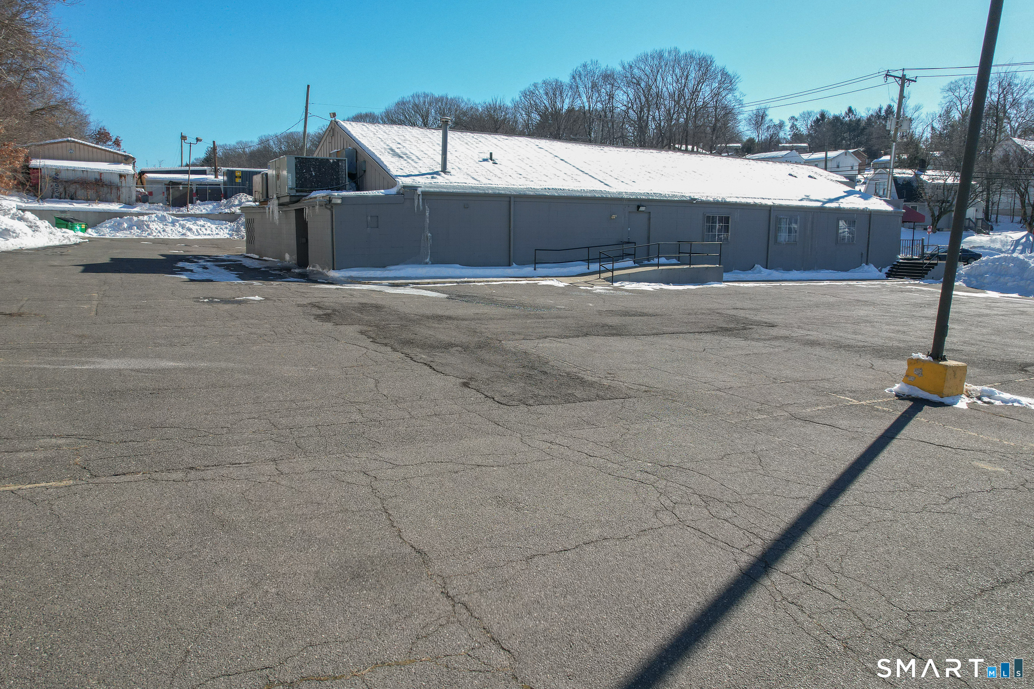 496 Chase Avenue Property Photo 8