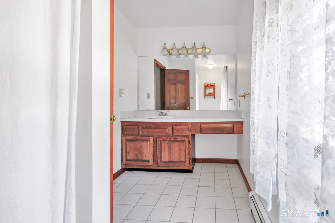 2125 Cutspring Road Property Photo 12