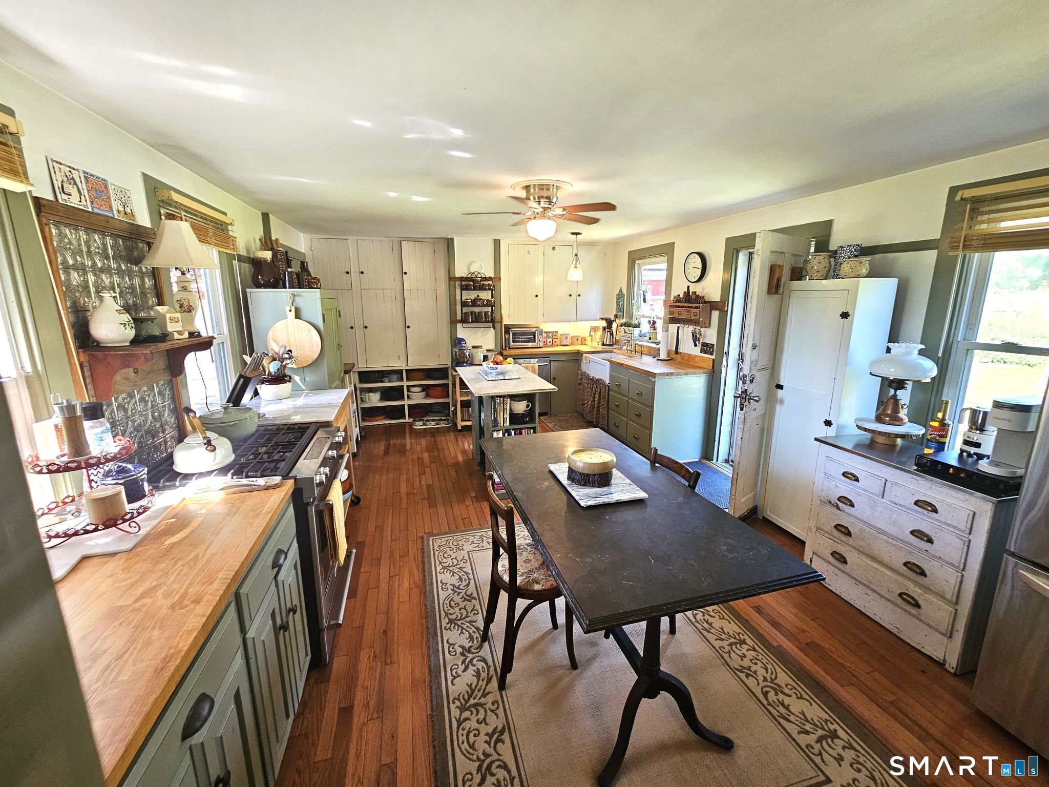187 Dye Hill Road Property Photo 7