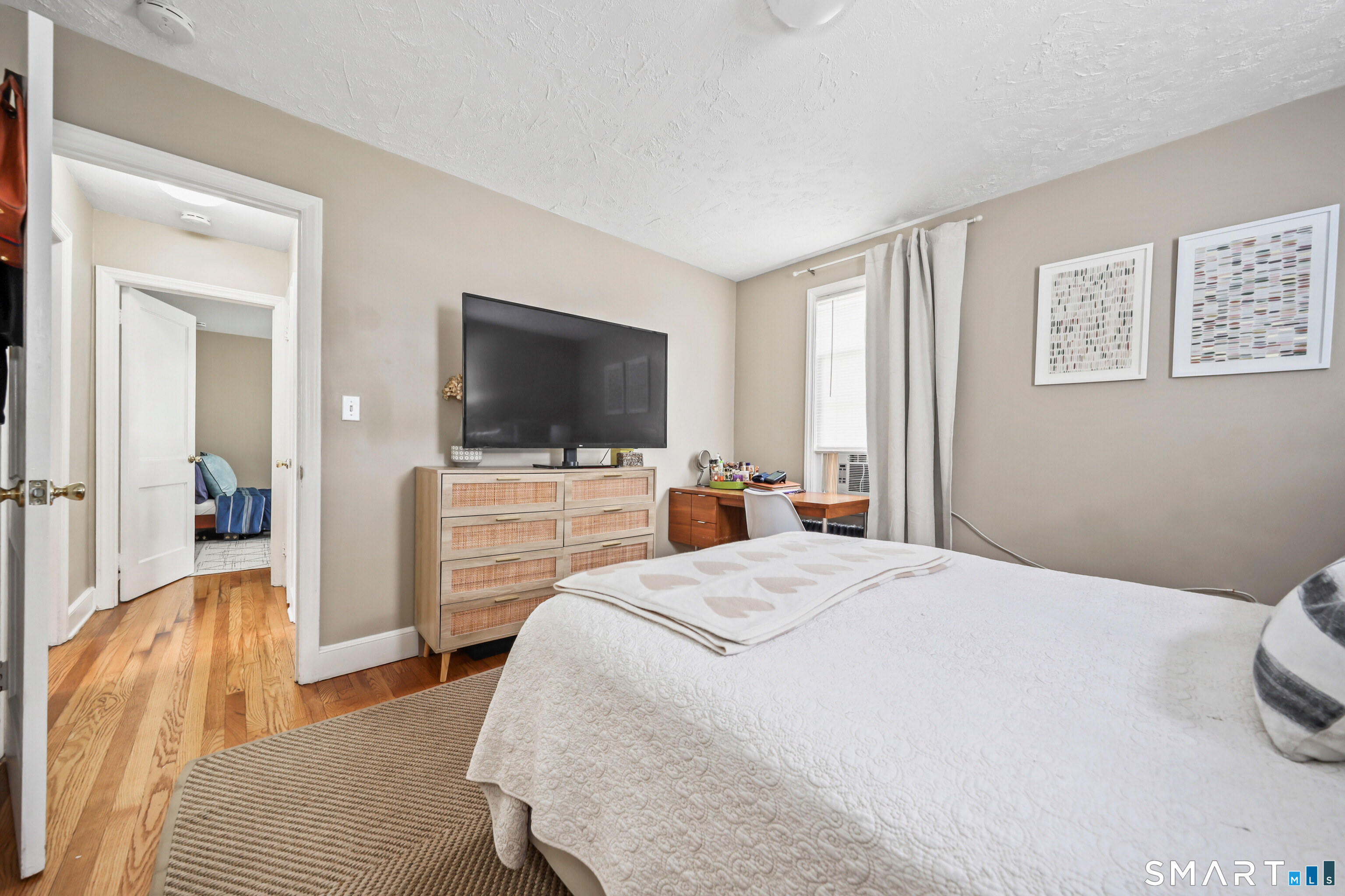 1103-1105 Capitol Avenue Property Photo 14
