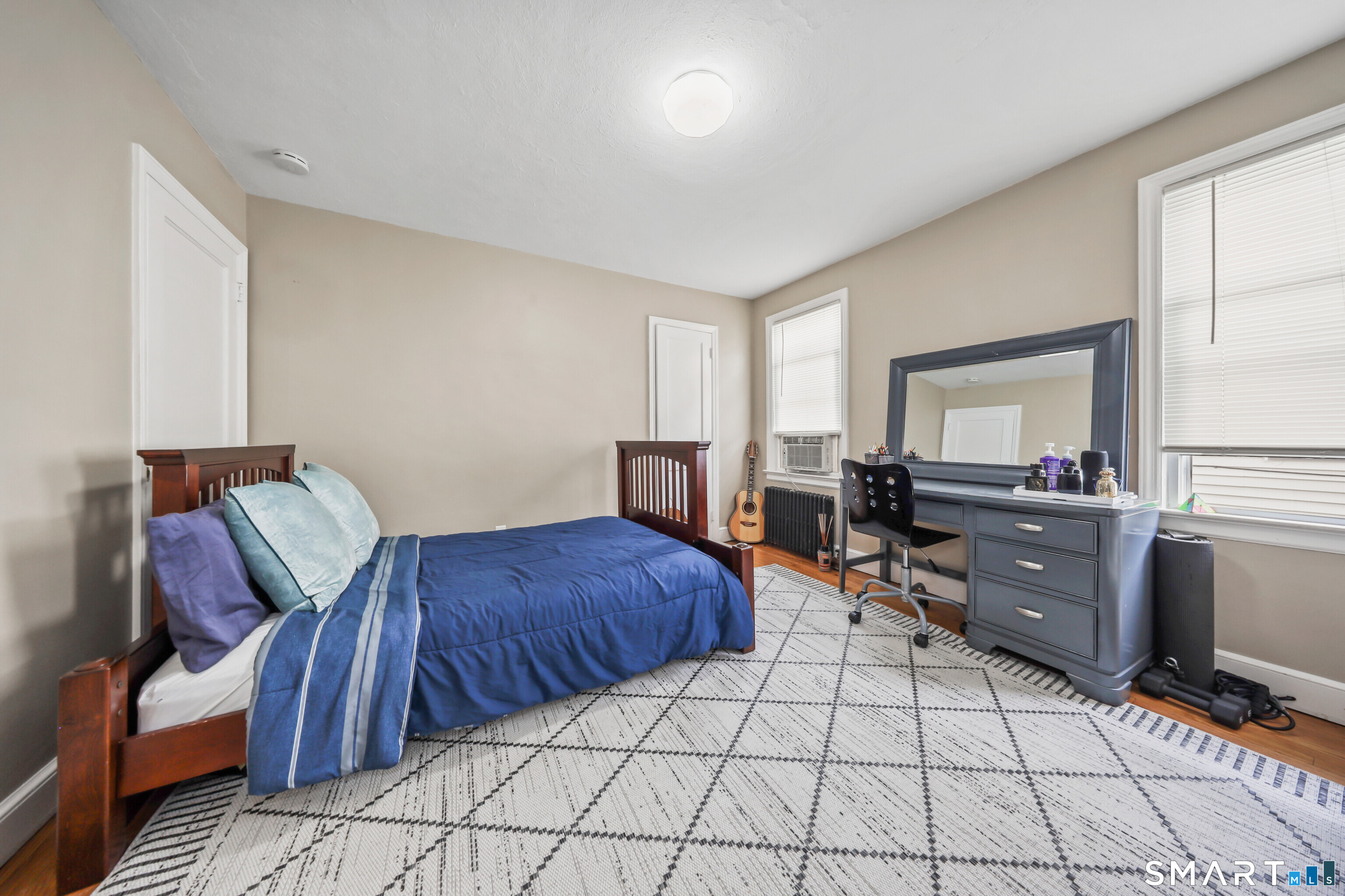 1103-1105 Capitol Avenue Property Photo 16