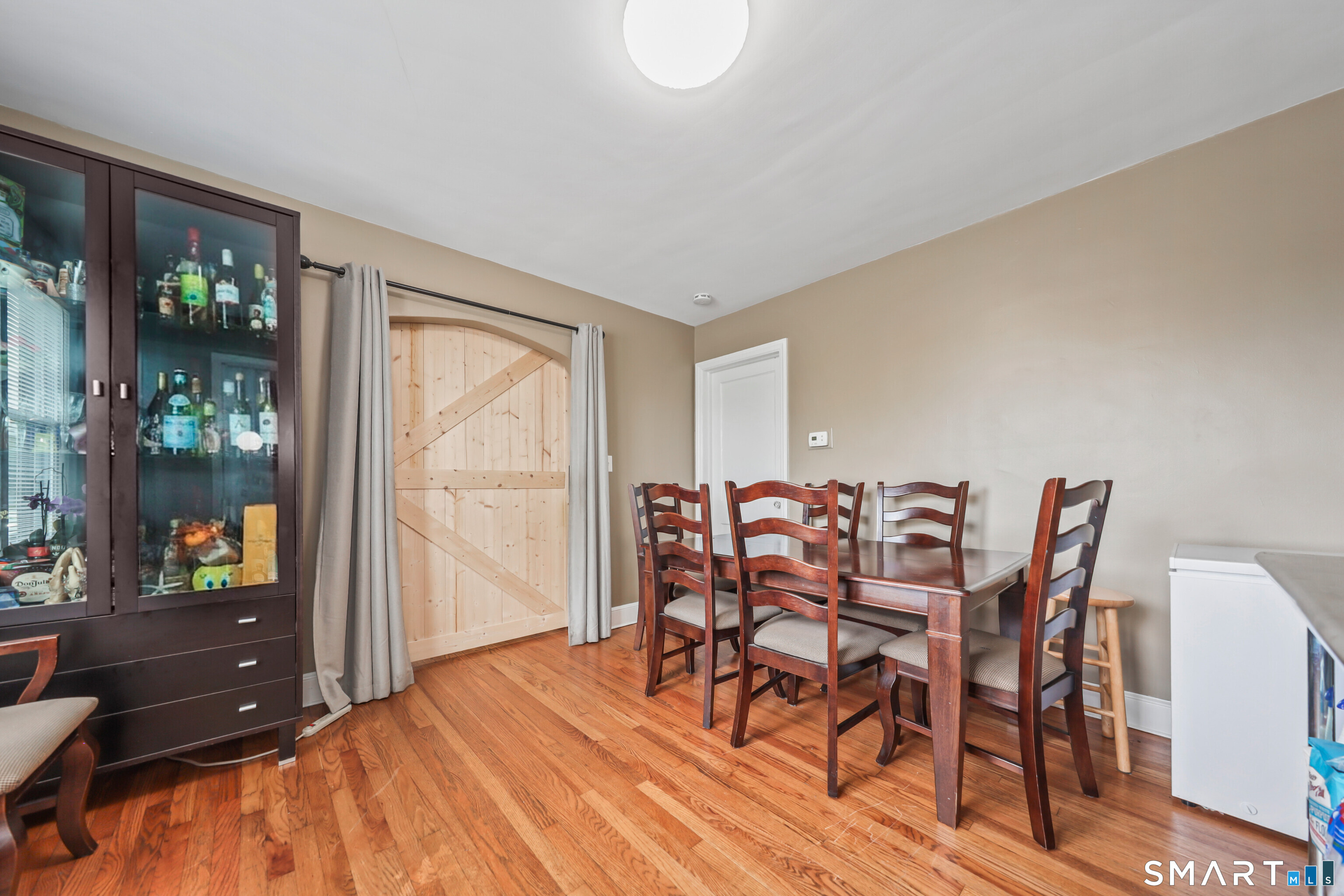1103-1105 Capitol Avenue Property Photo 22