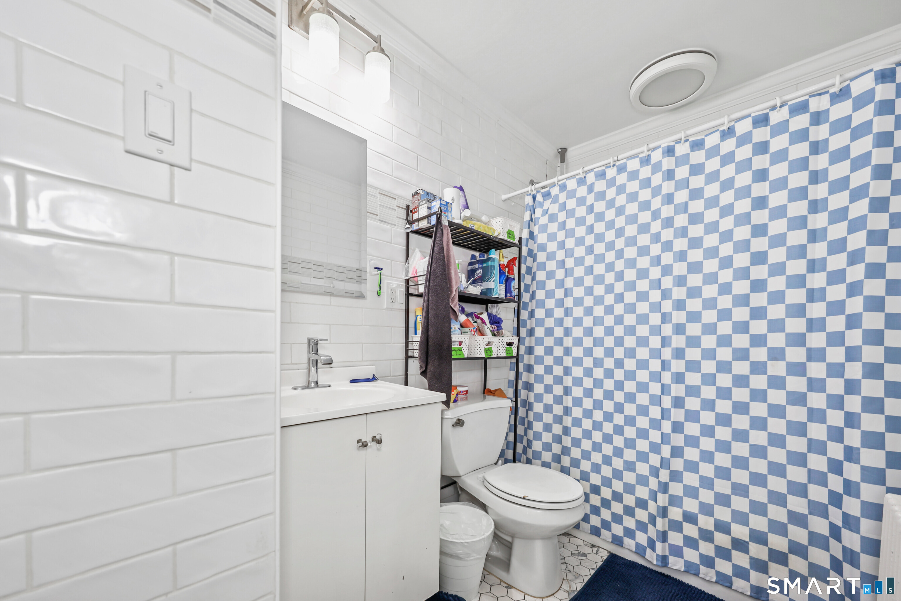 1103-1105 Capitol Avenue Property Photo 25