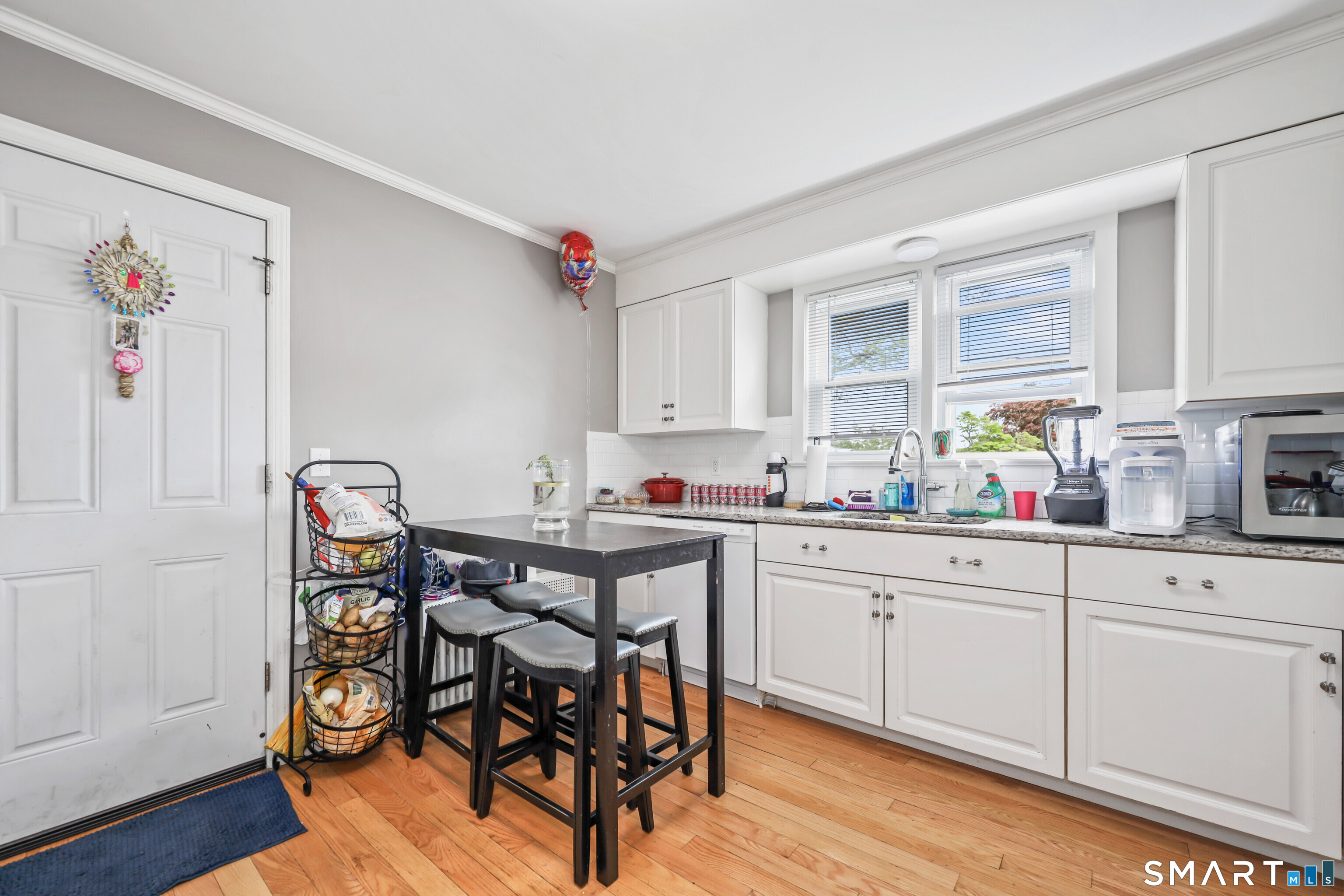 1103-1105 Capitol Avenue Property Photo 27