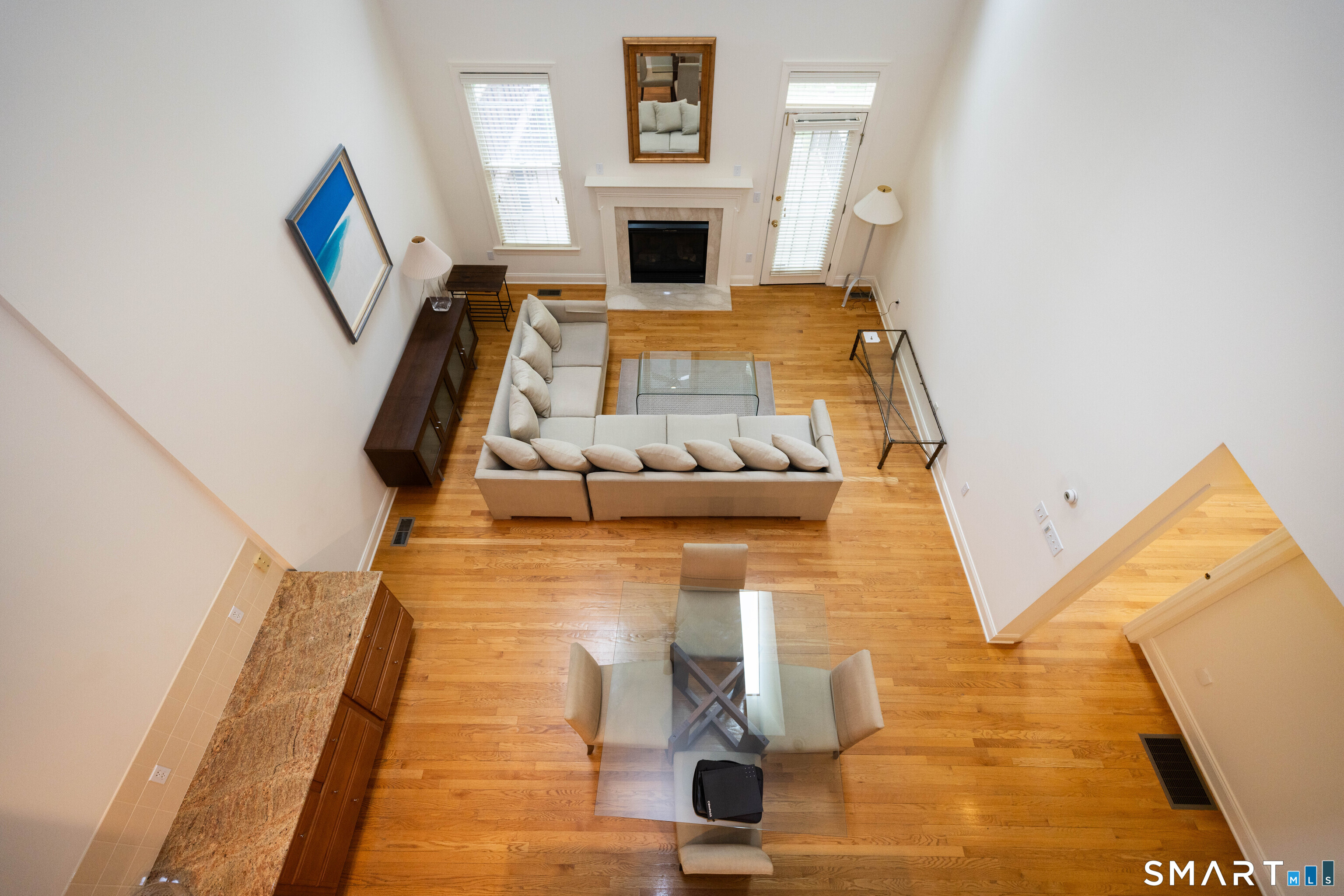 108 Imperial 108 Court Property Photo 11