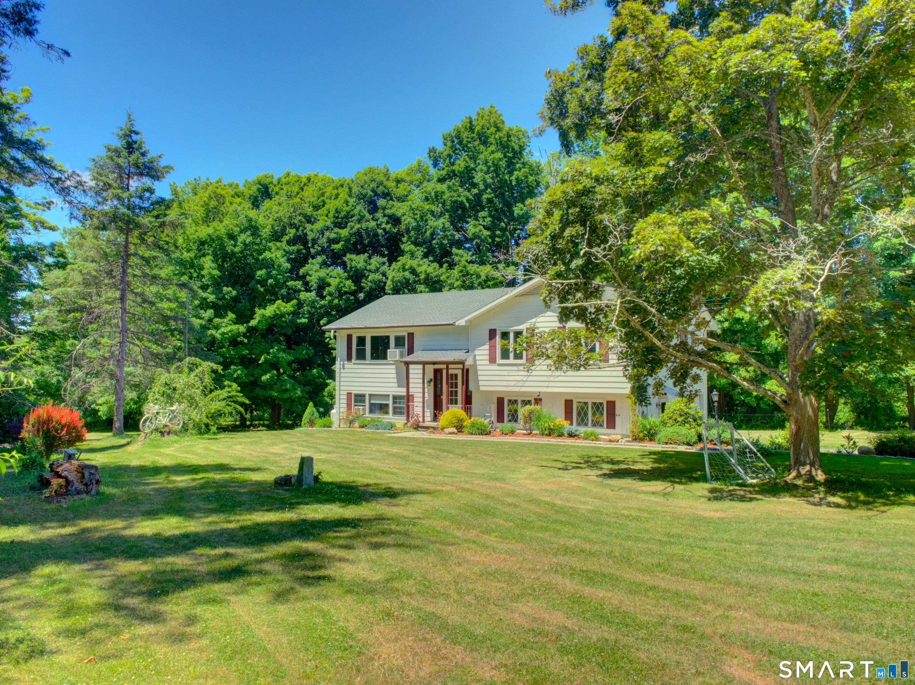232 Forest Road Property Photo 1
