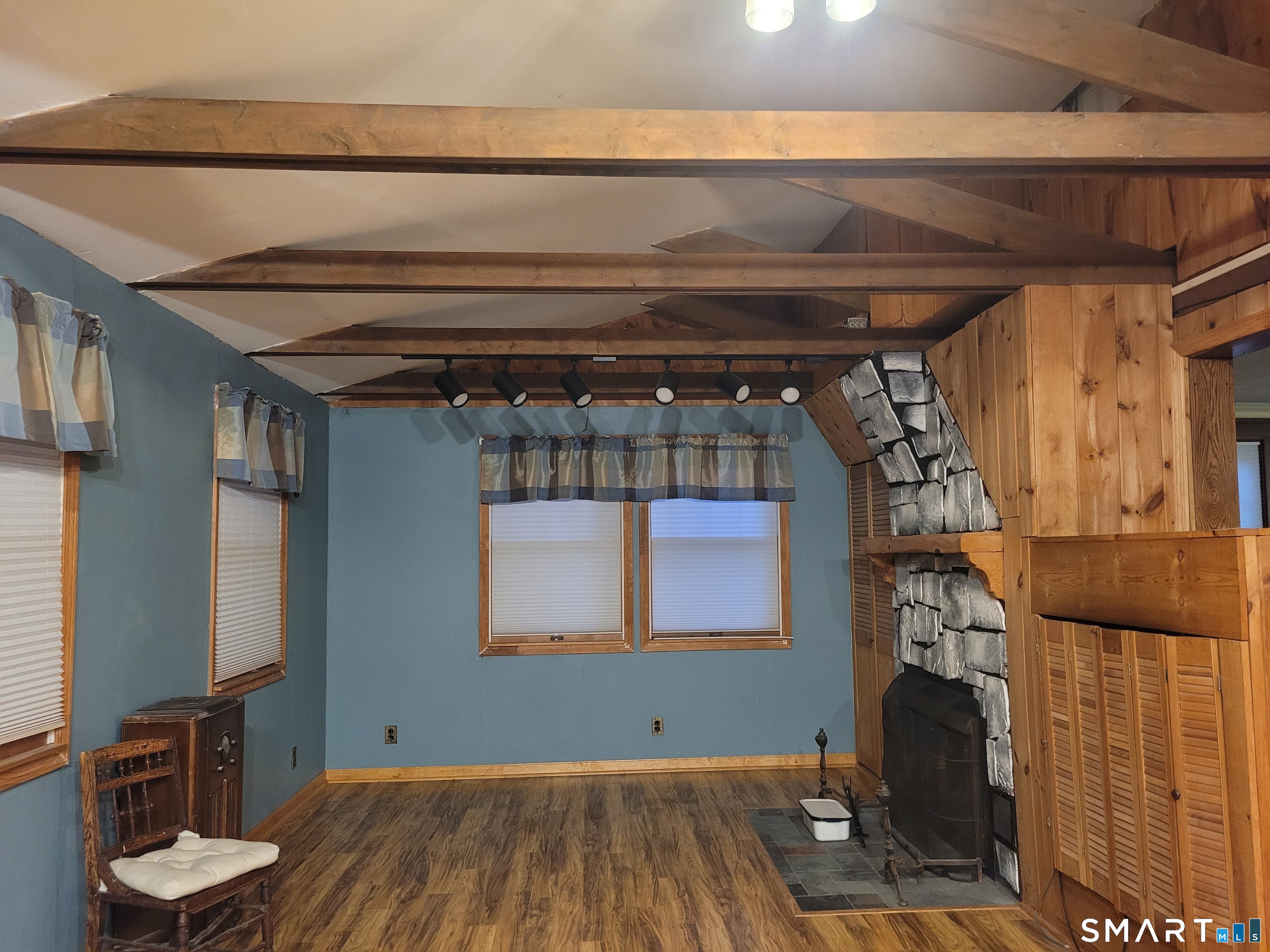 130 Woodbine Street Property Photo 13