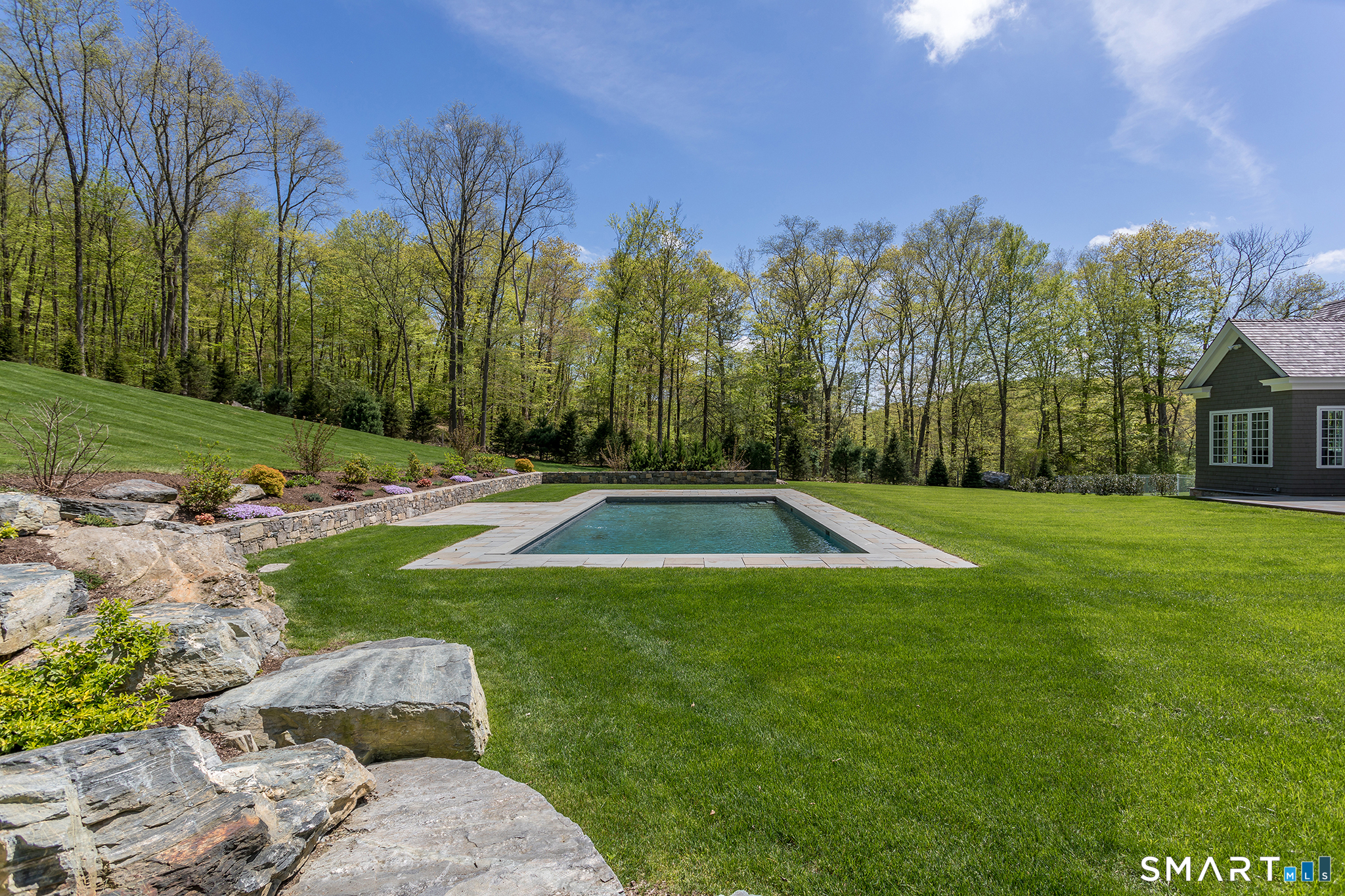 42 Nettleton Hollow Road Property Photo 3