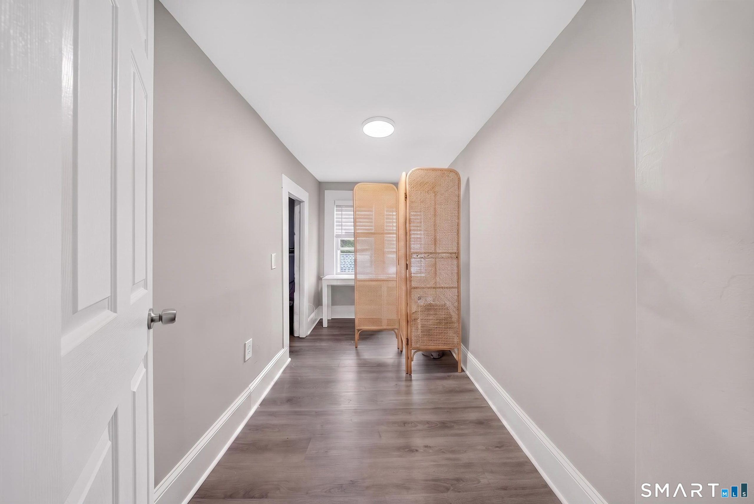 241 Old Stratfield Road Property Photo 11