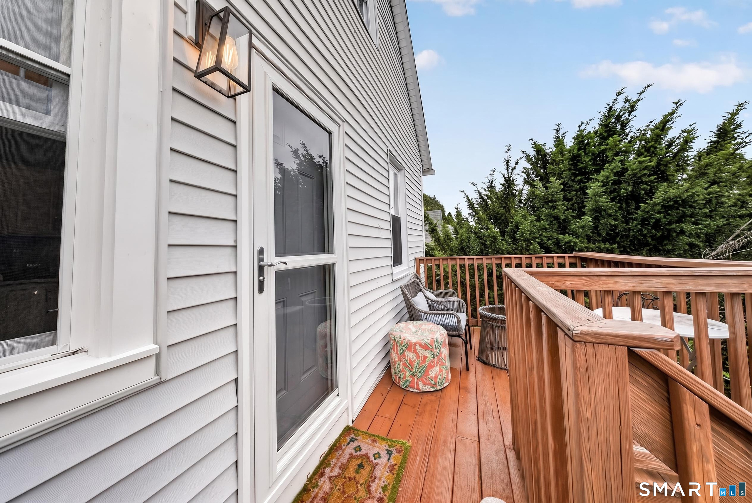 241 Old Stratfield Road Property Photo 14