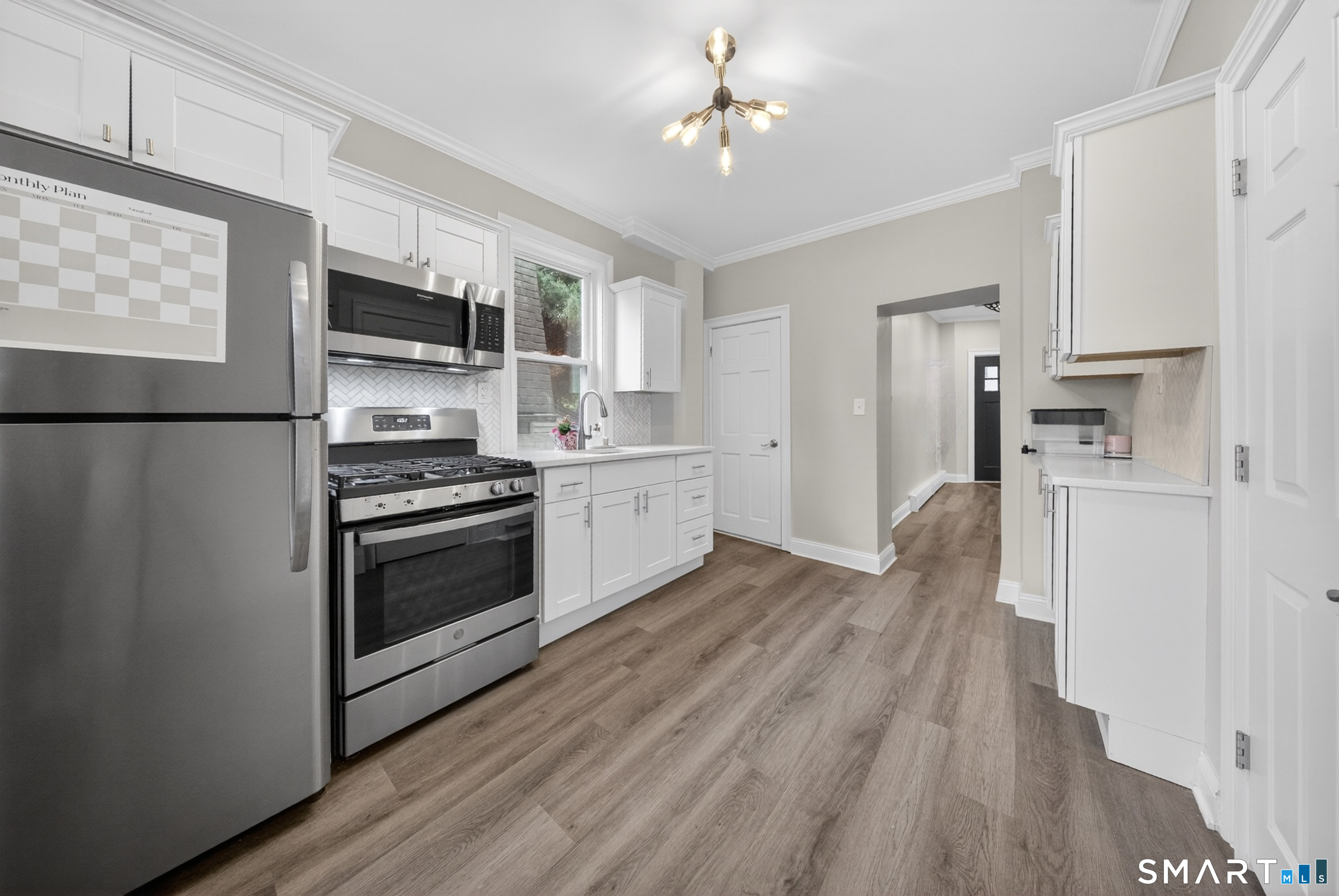 241 Old Stratfield Road Property Photo 21