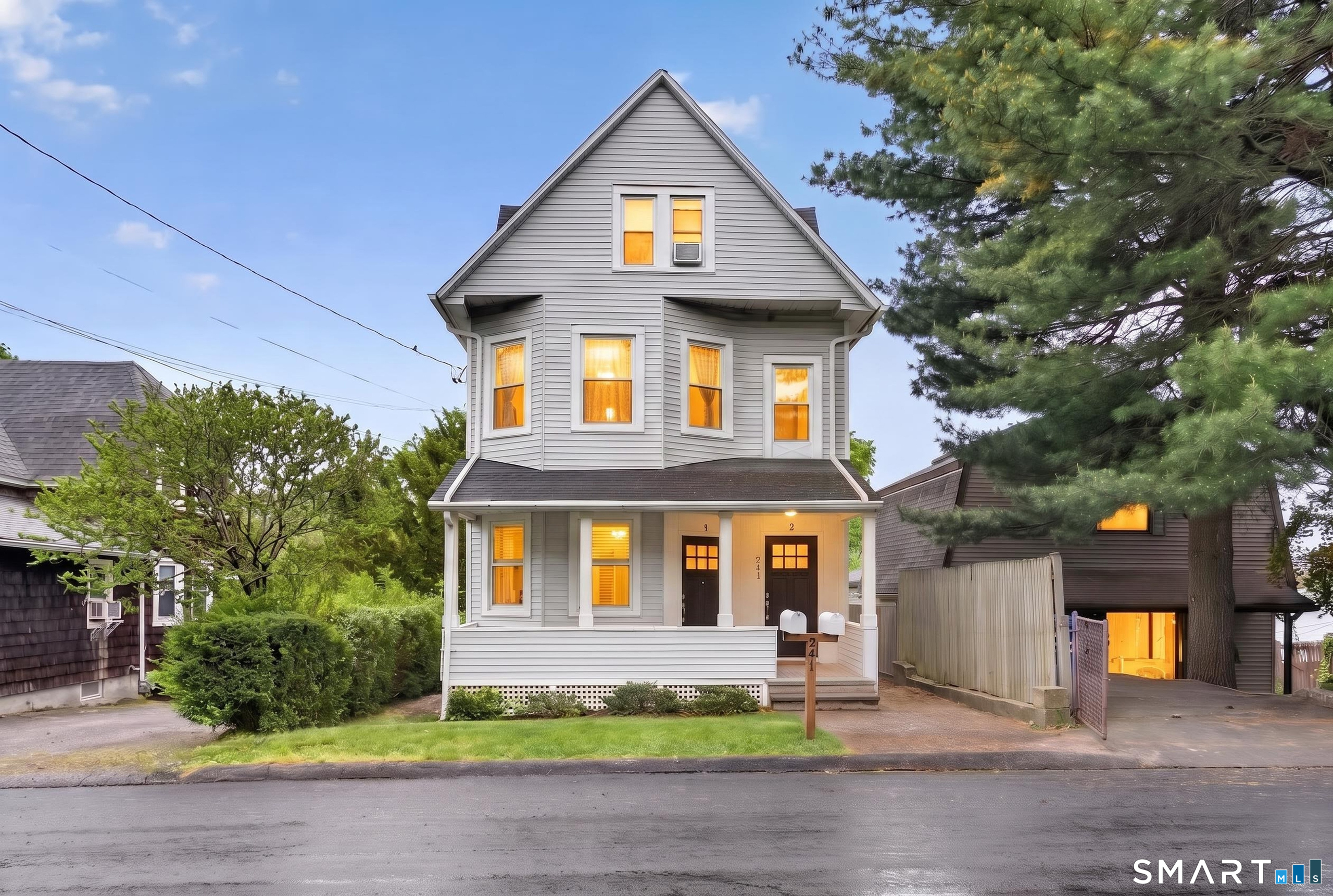 241 Old Stratfield Road Property Photo 35