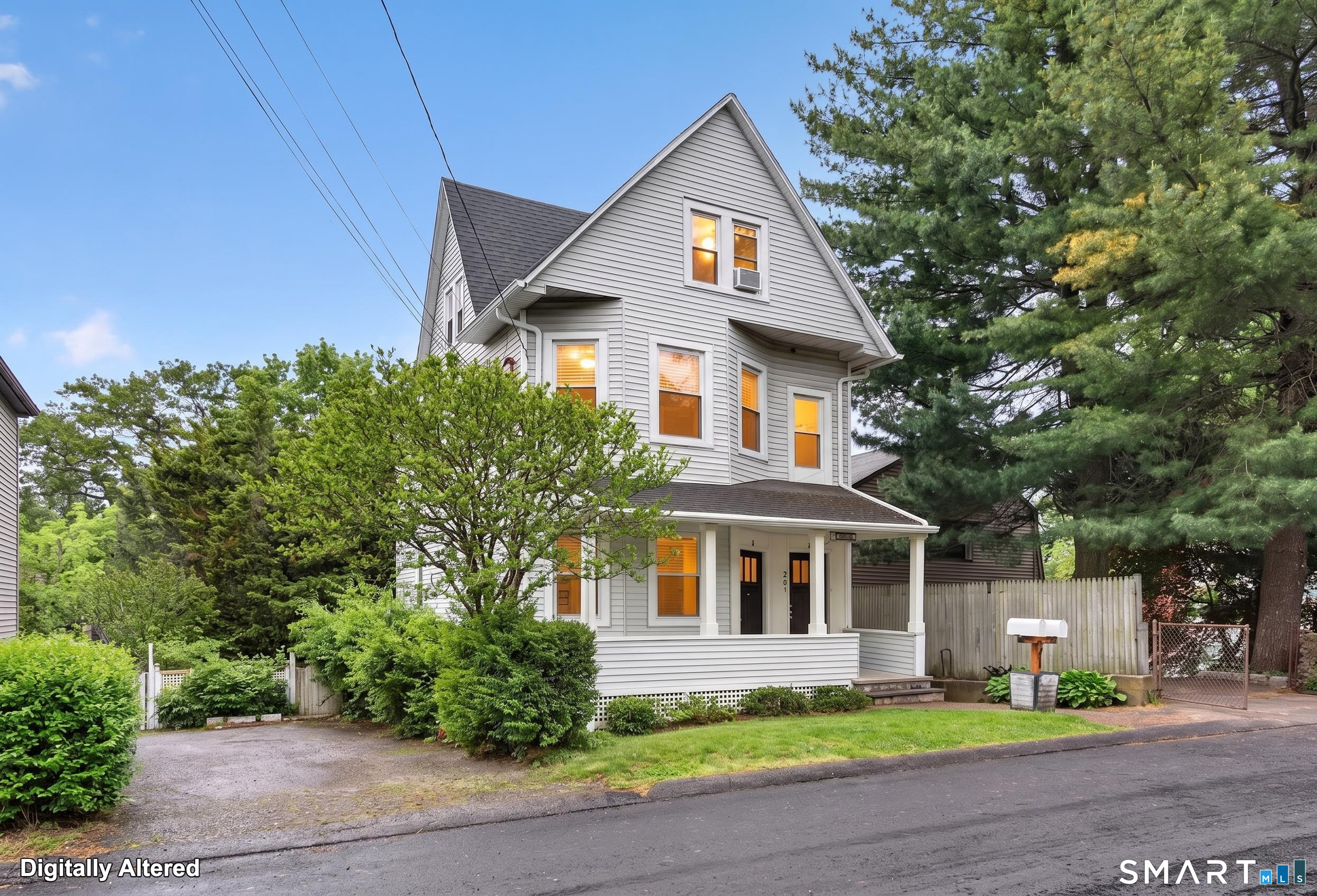 241 Old Stratfield Road Property Photo 37