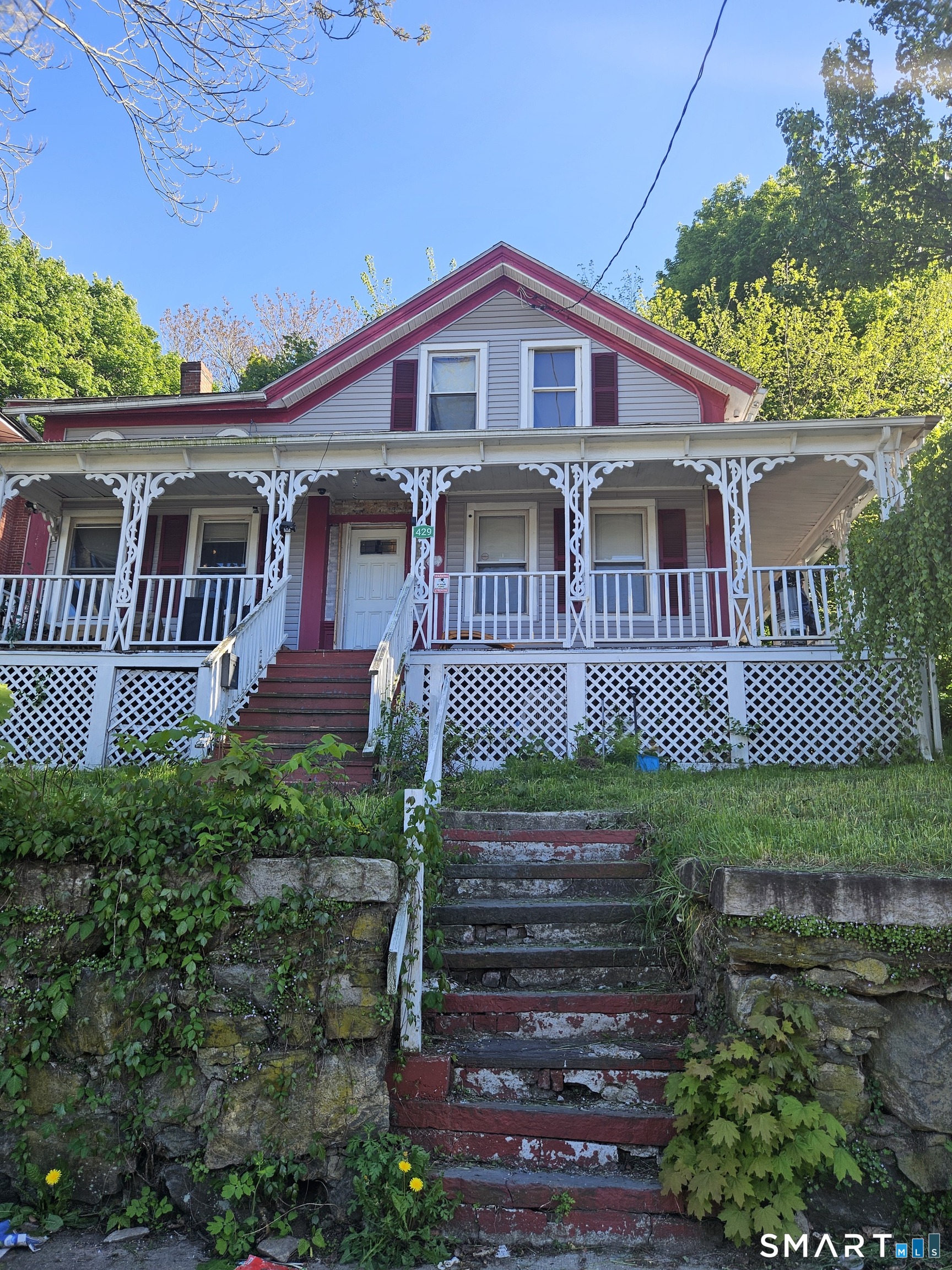 429 Main East Street Property Photo 1
