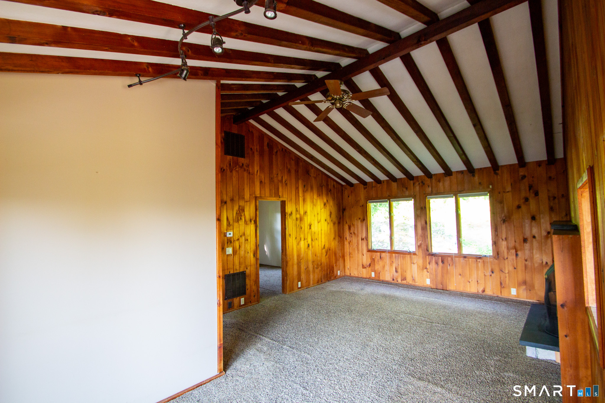 2-4 Woody Lane Property Photo 13