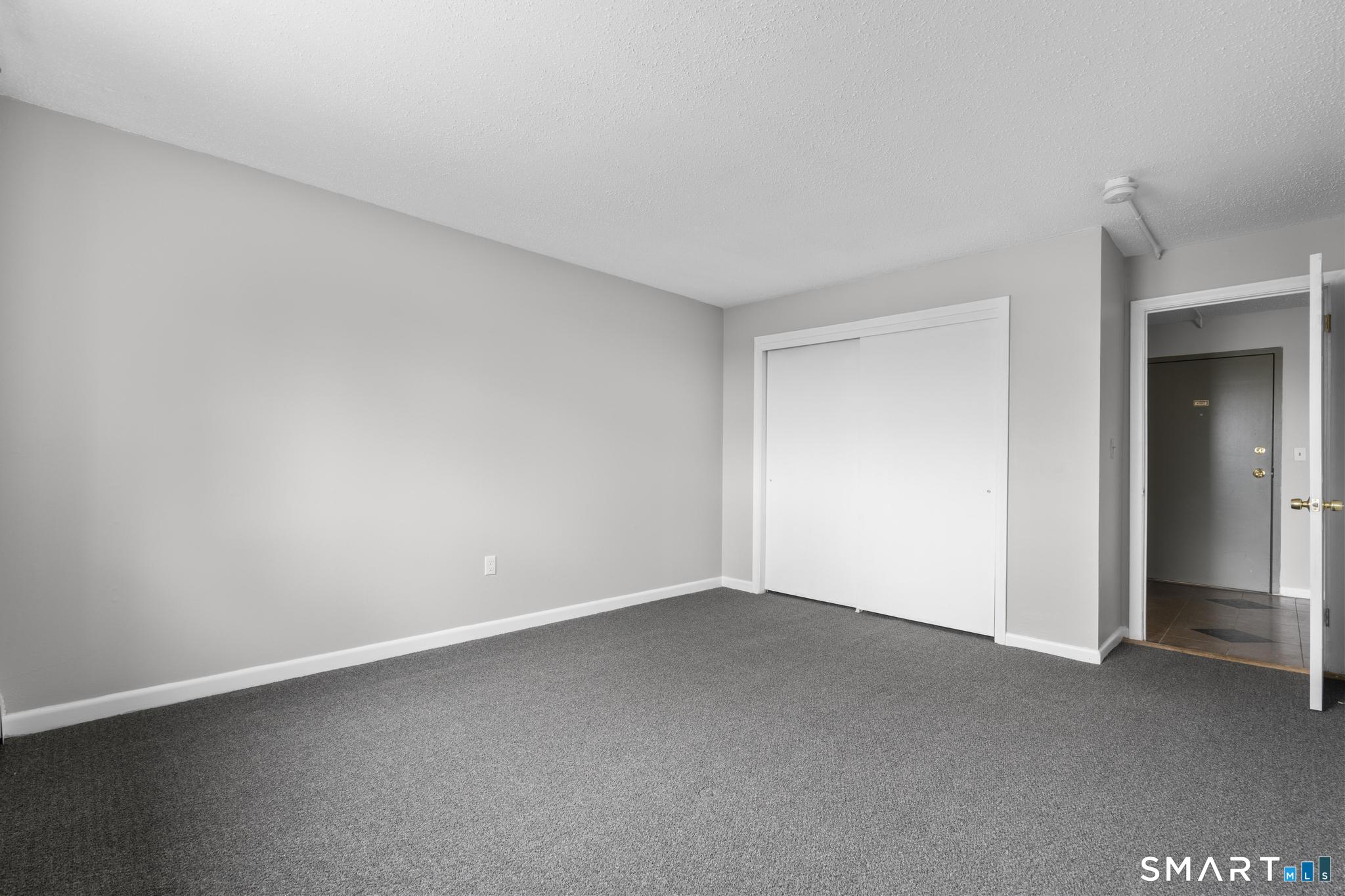 755 Wethersfield C13 Avenue Property Photo 16