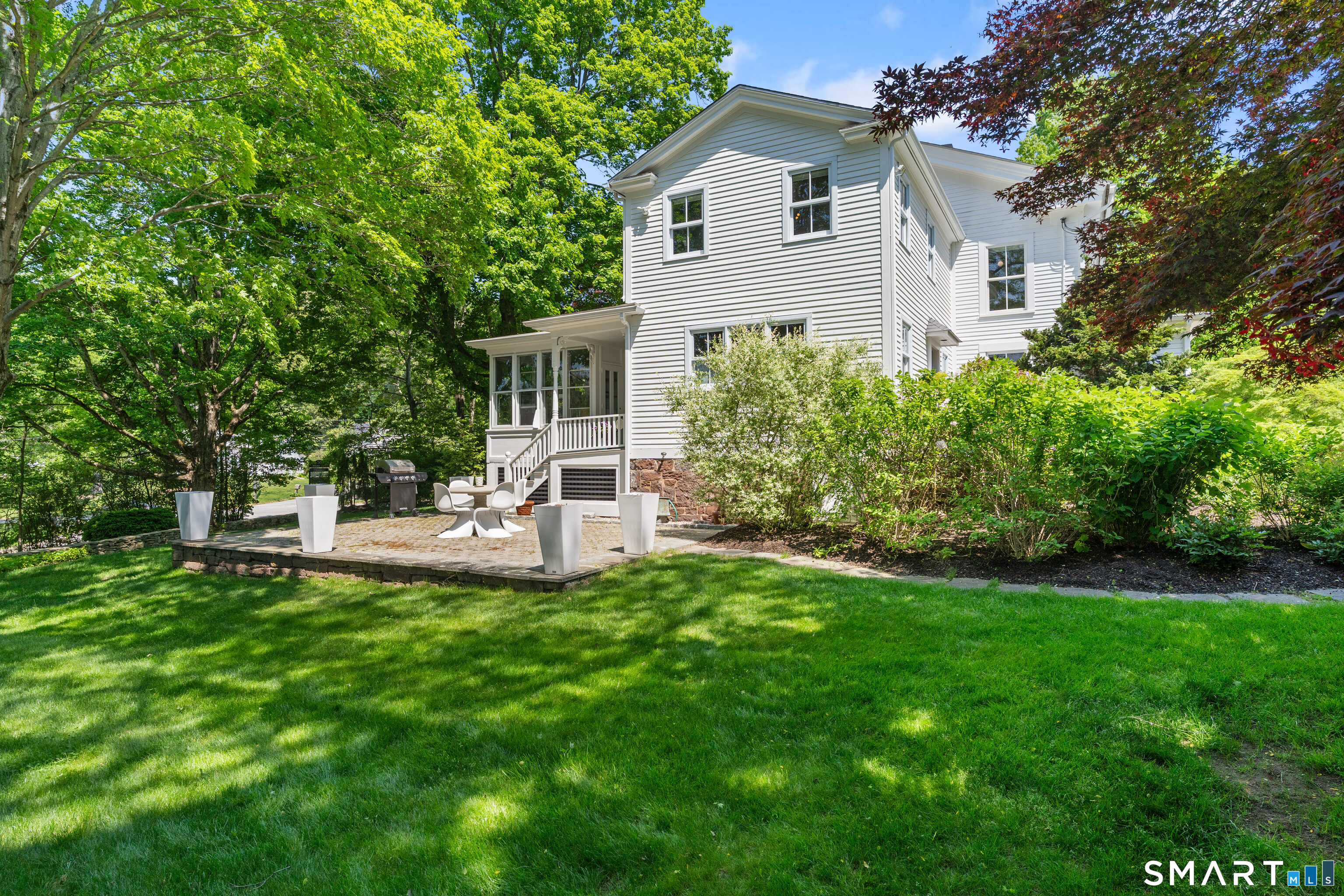 46 West Avenue Property Photo 35