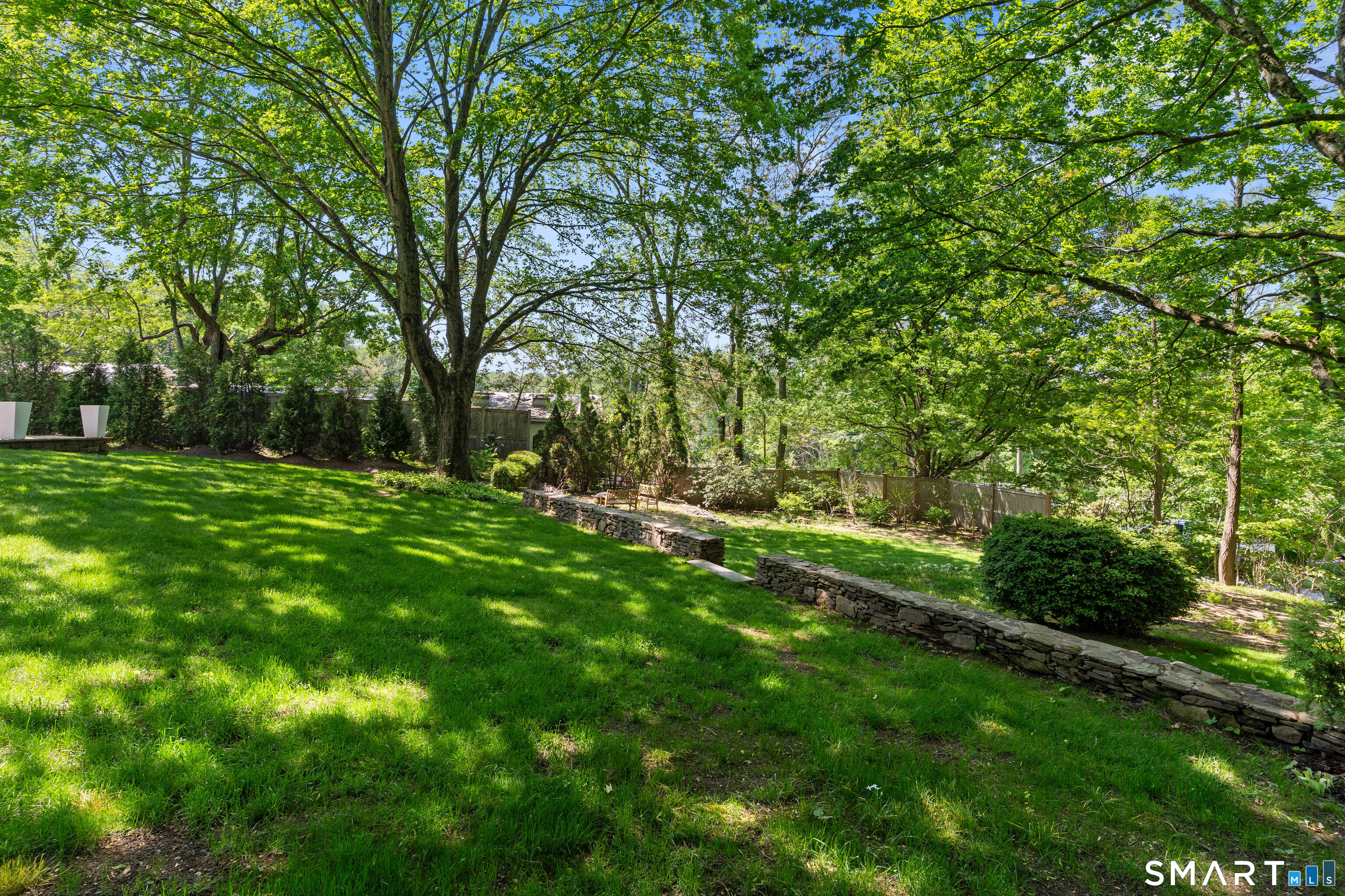 46 West Avenue Property Photo 37
