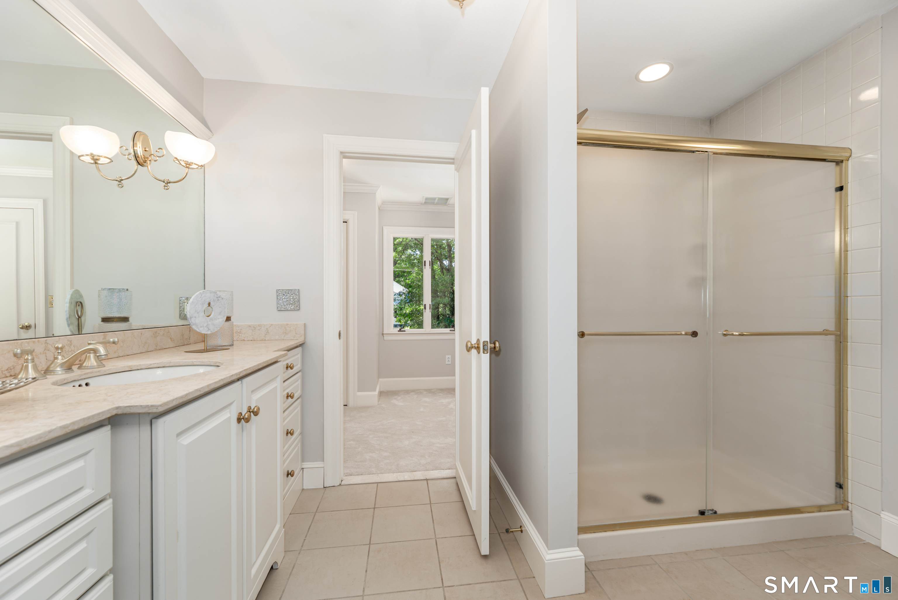 400 Beacon Hill Drive Property Photo 21