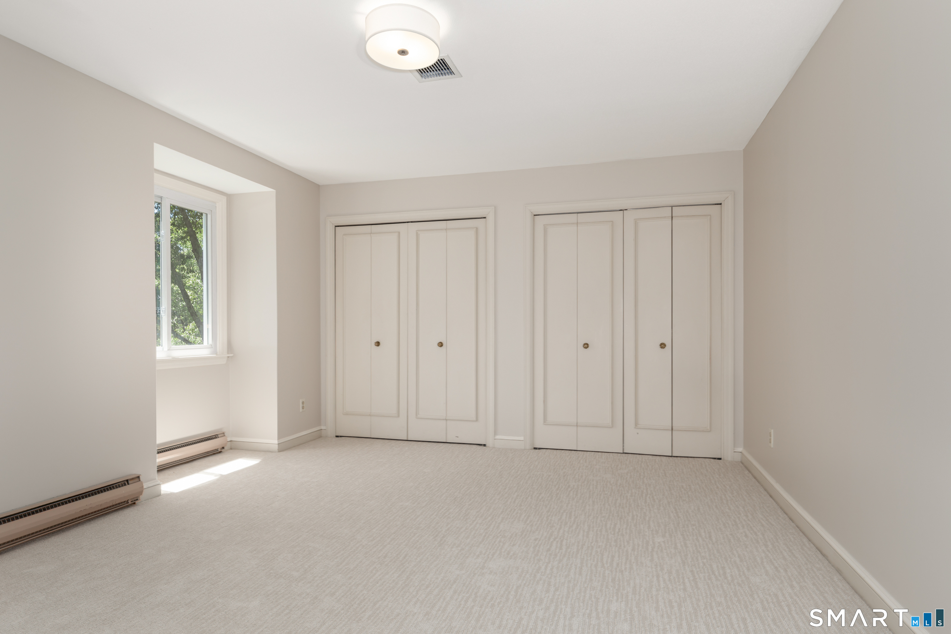 400 Beacon Hill Drive Property Photo 24