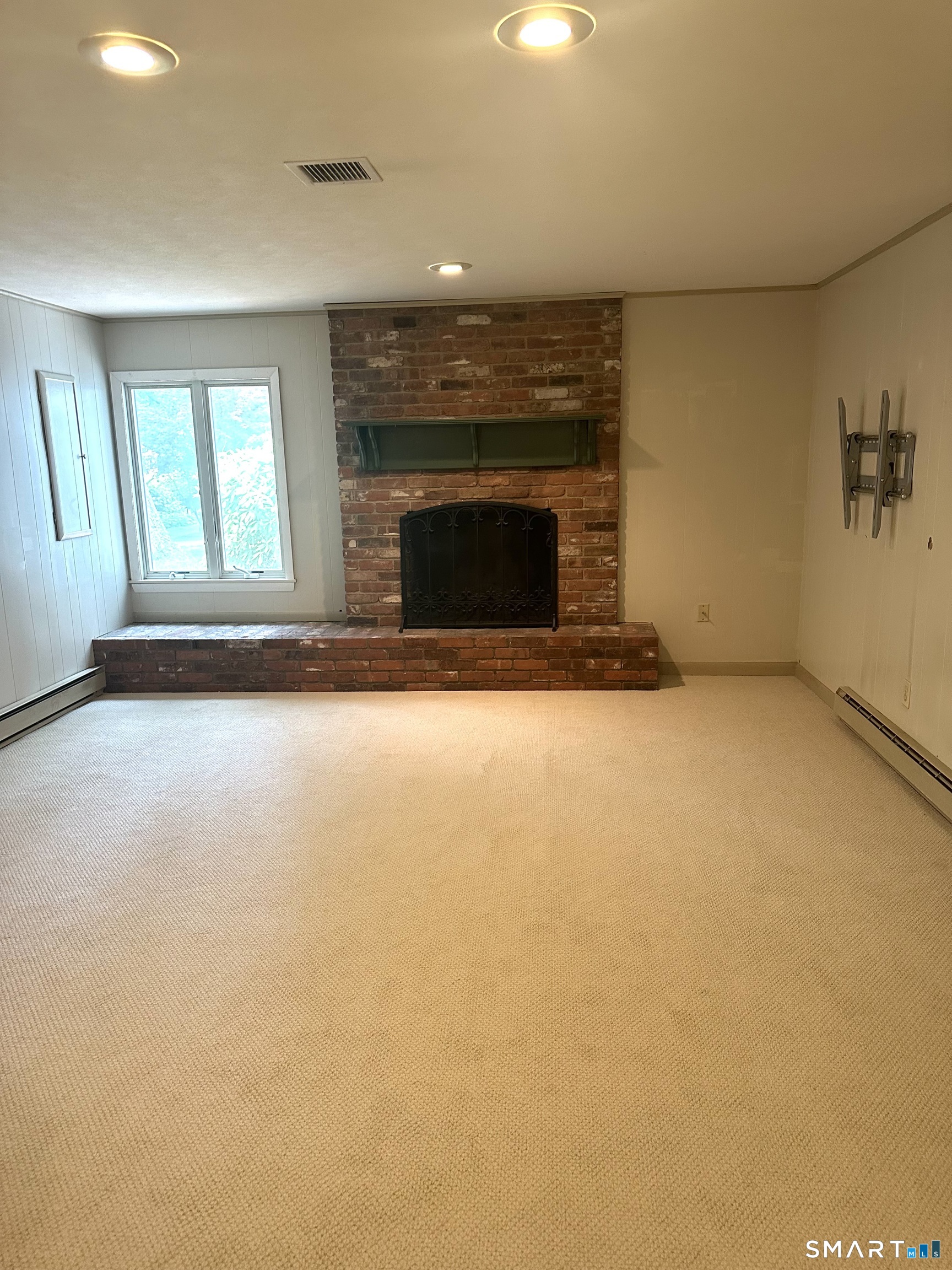 400 Beacon Hill Drive Property Photo 29
