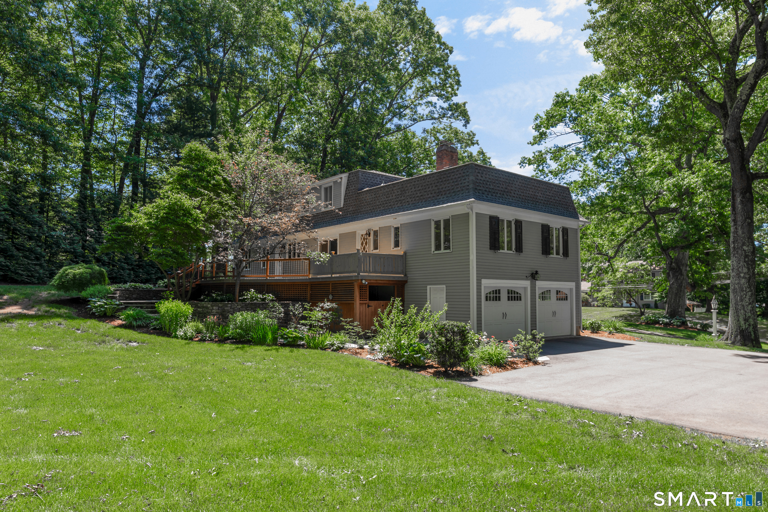 400 Beacon Hill Drive Property Photo 35