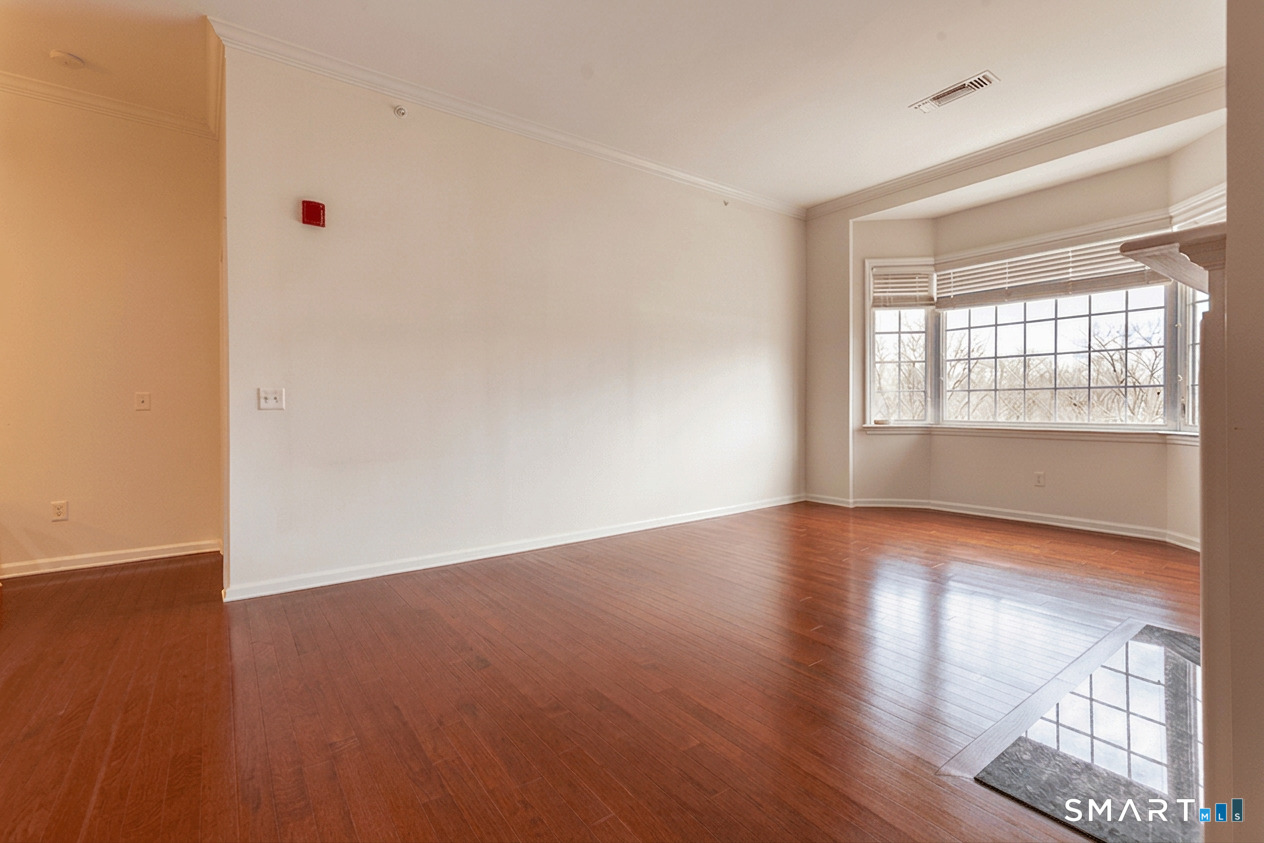 1 King Philip 414 Drive Property Photo 4