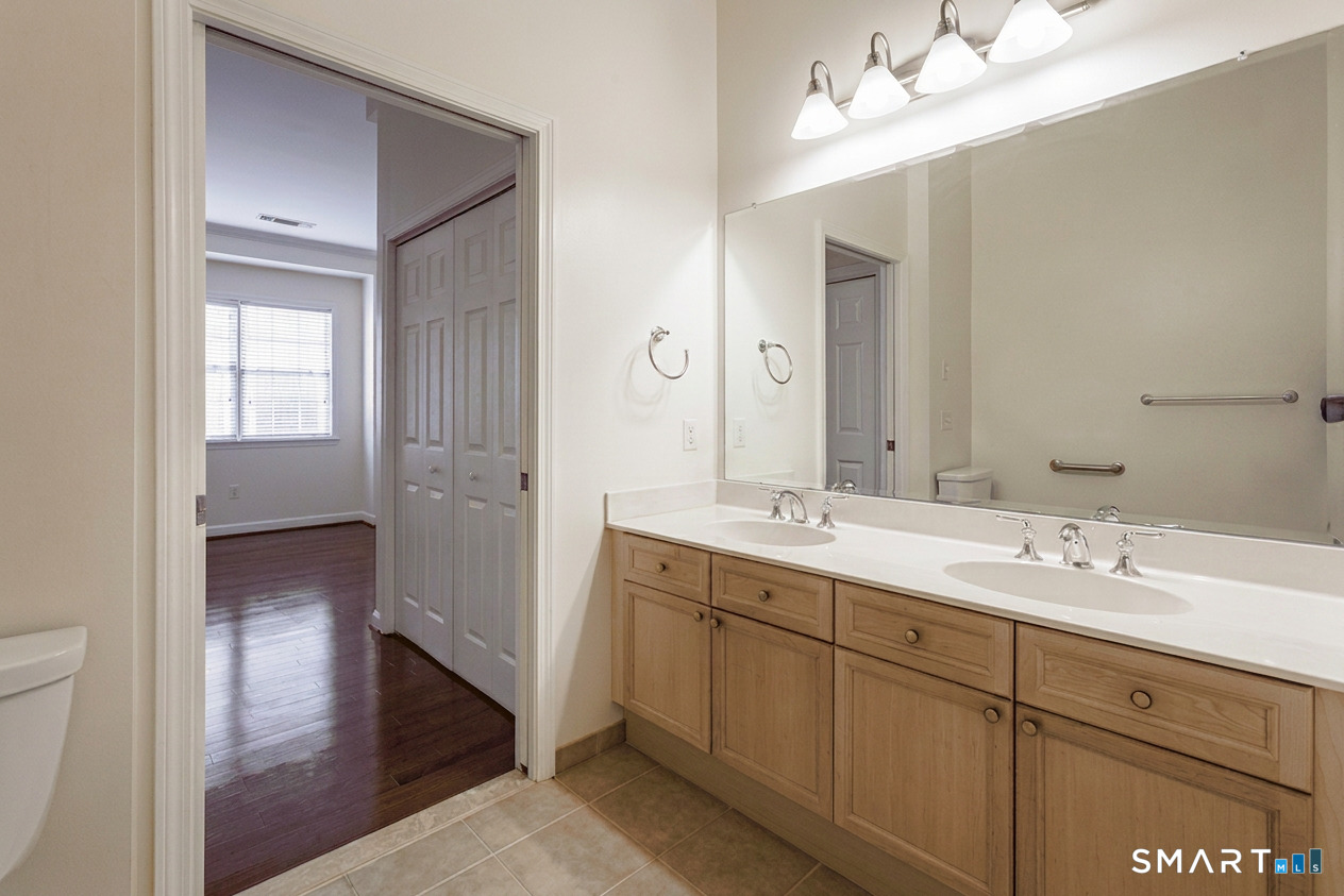 1 King Philip 414 Drive Property Photo 21