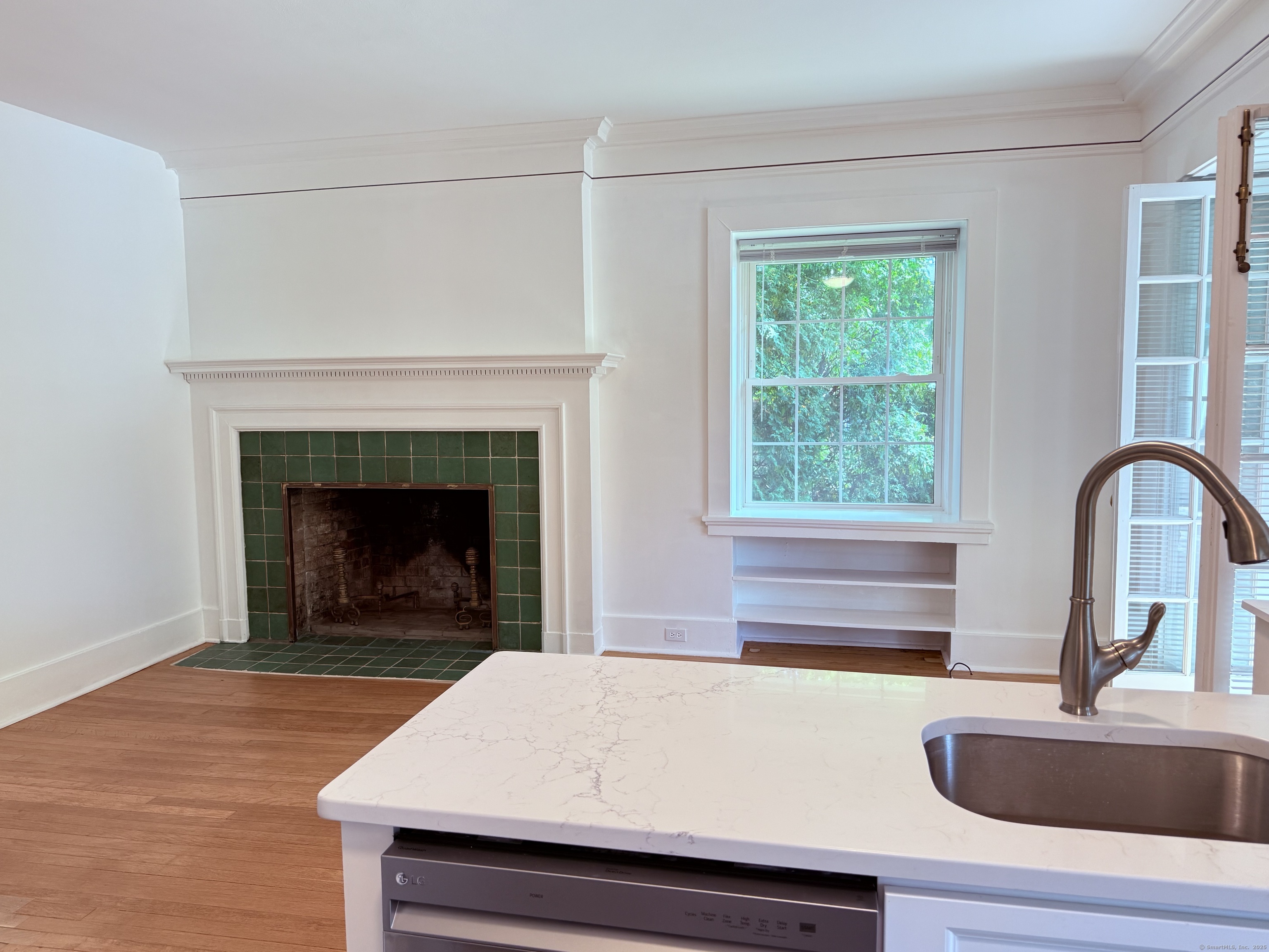 151 Courtland 1 Avenue Property Photo 8