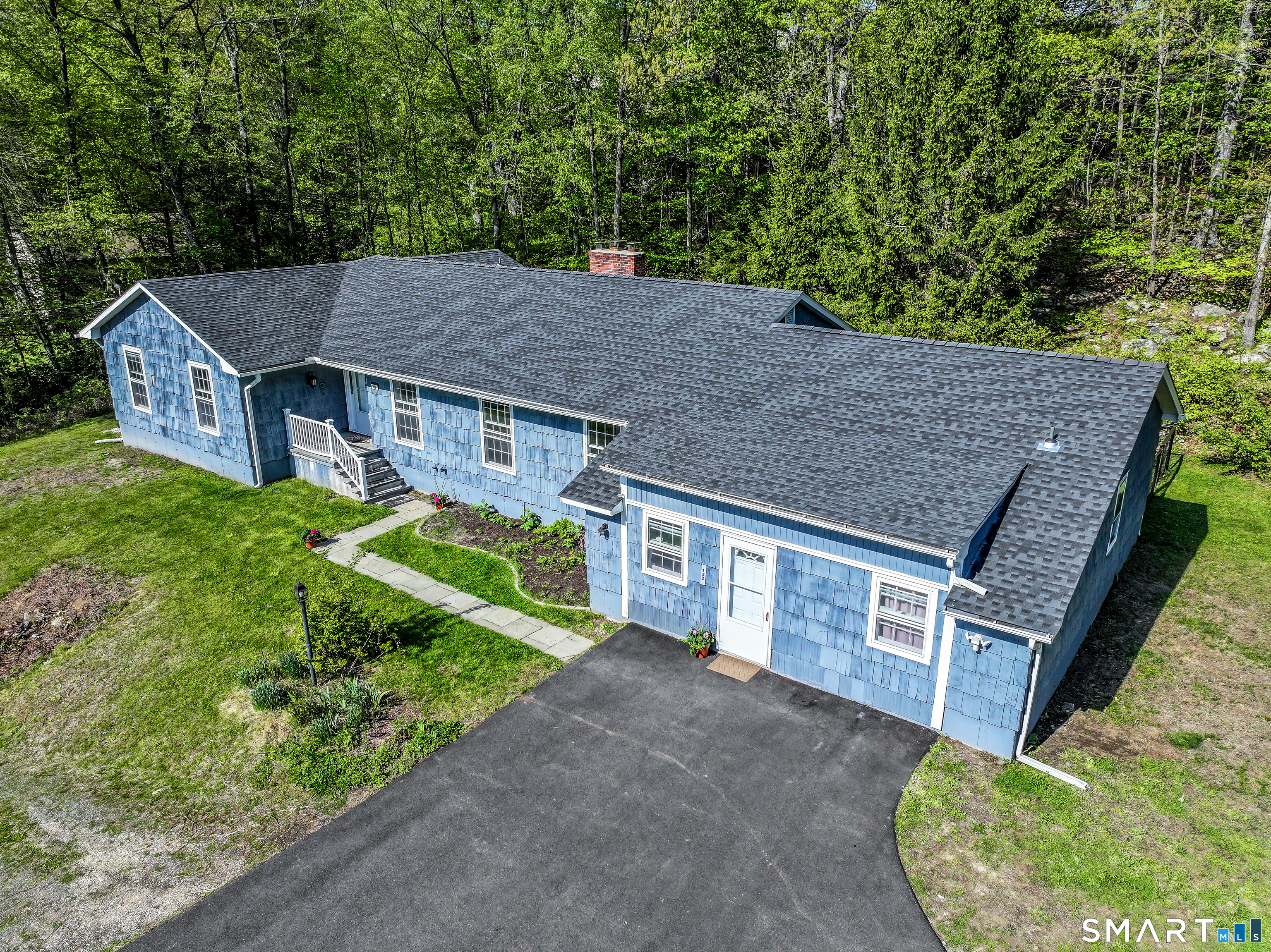 152 State Route 37 Property Photo 1