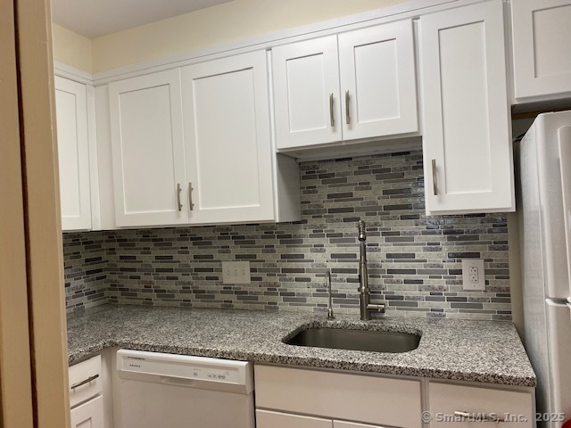 24177217 Property Photo 12