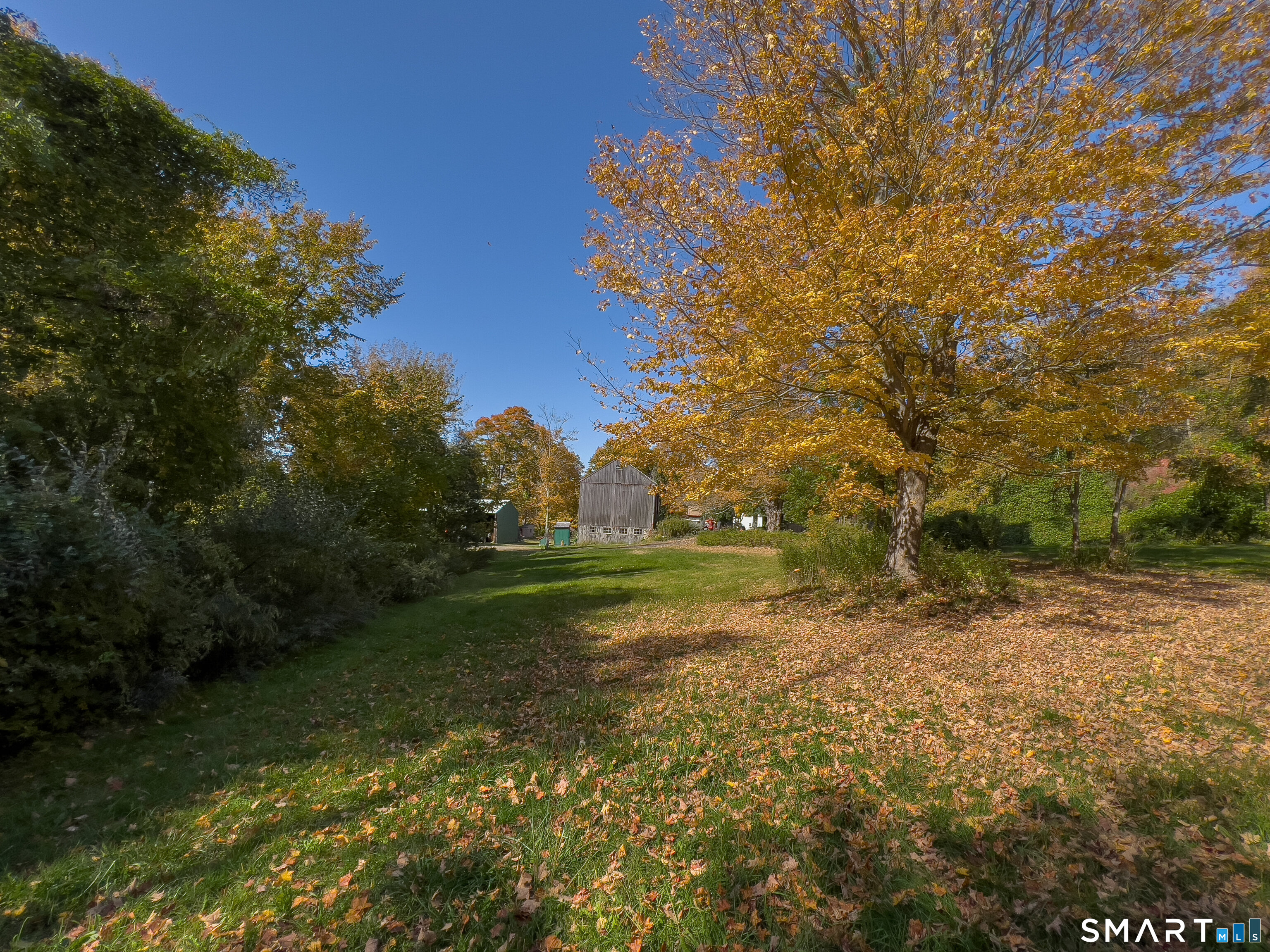 63 Currituck Road Property Photo 9