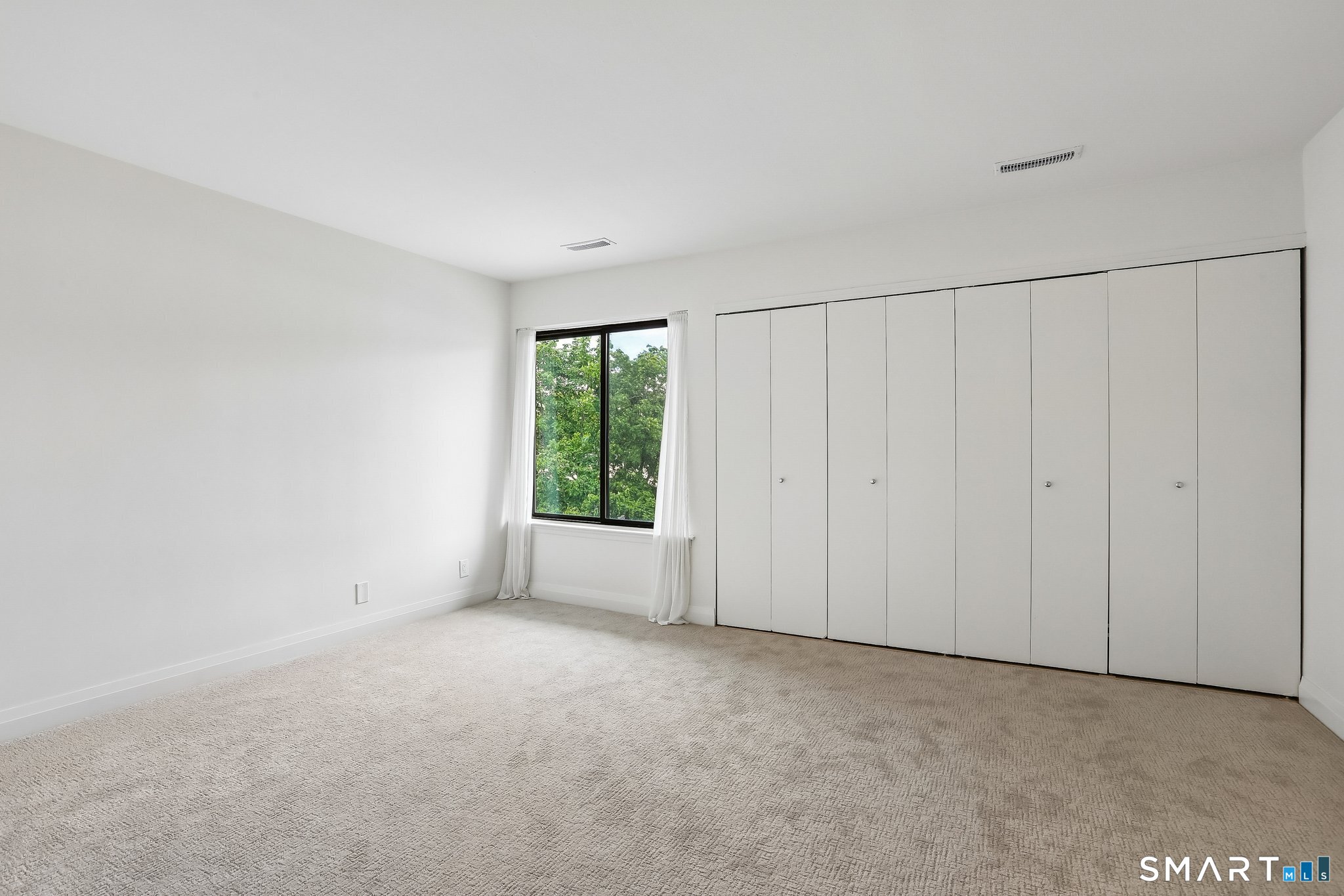 9 Lawson 9 Lane Property Photo 16