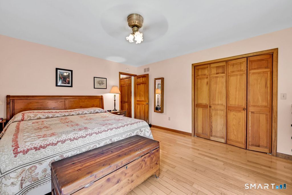 494 Nonnewaug Road Property Photo 13